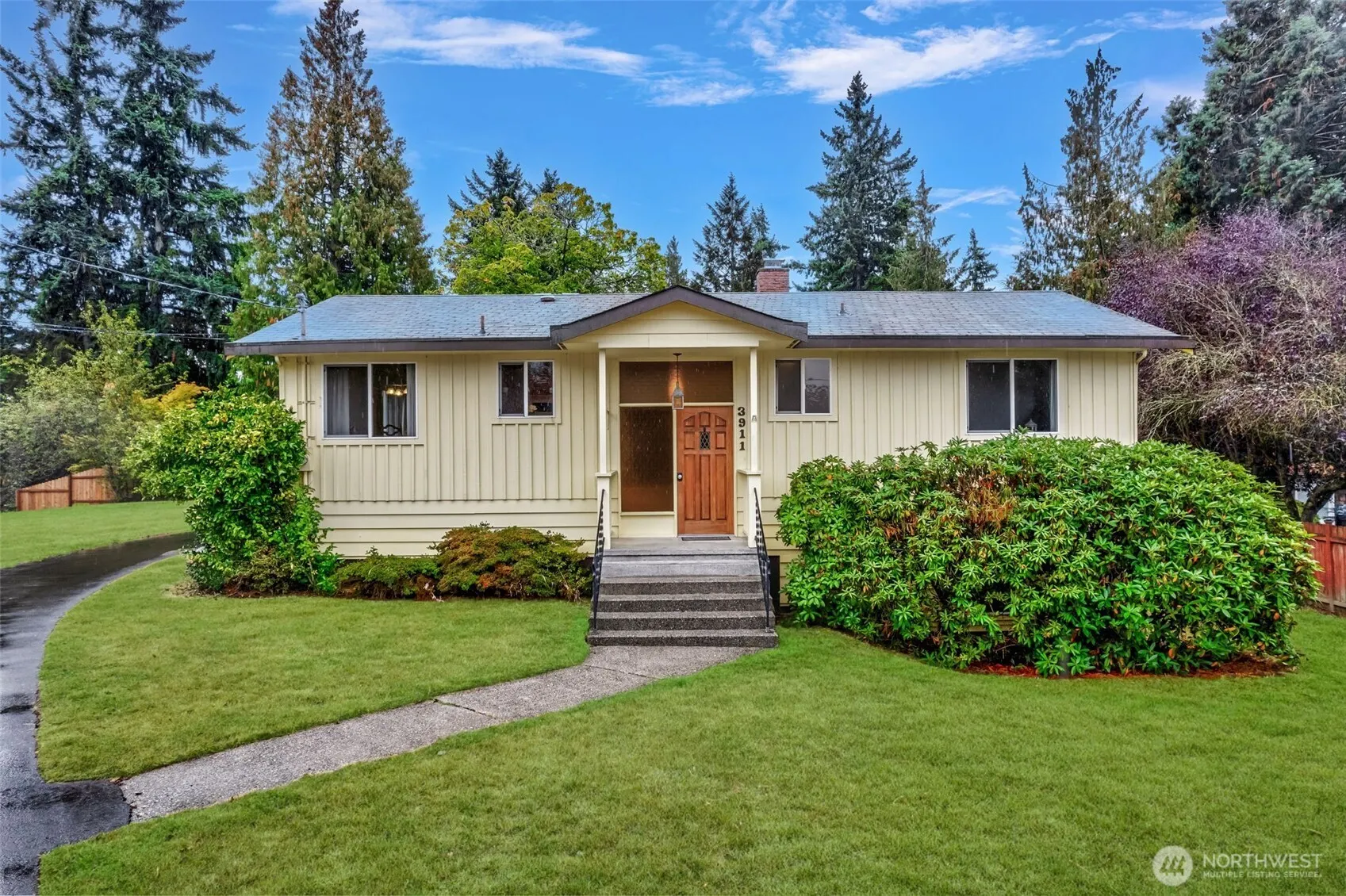 3911 S 250th Street , Kent, WA 98032