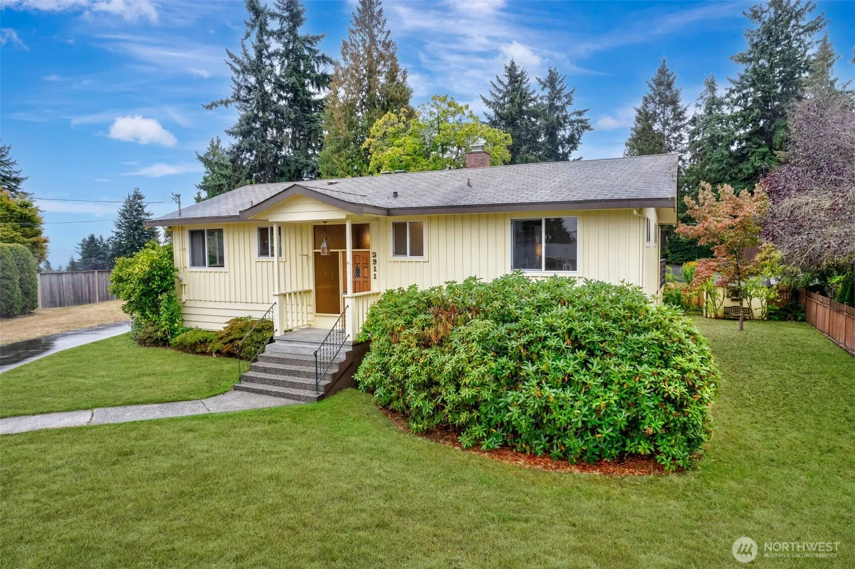 3911 S 250th Street , Kent, WA 98032