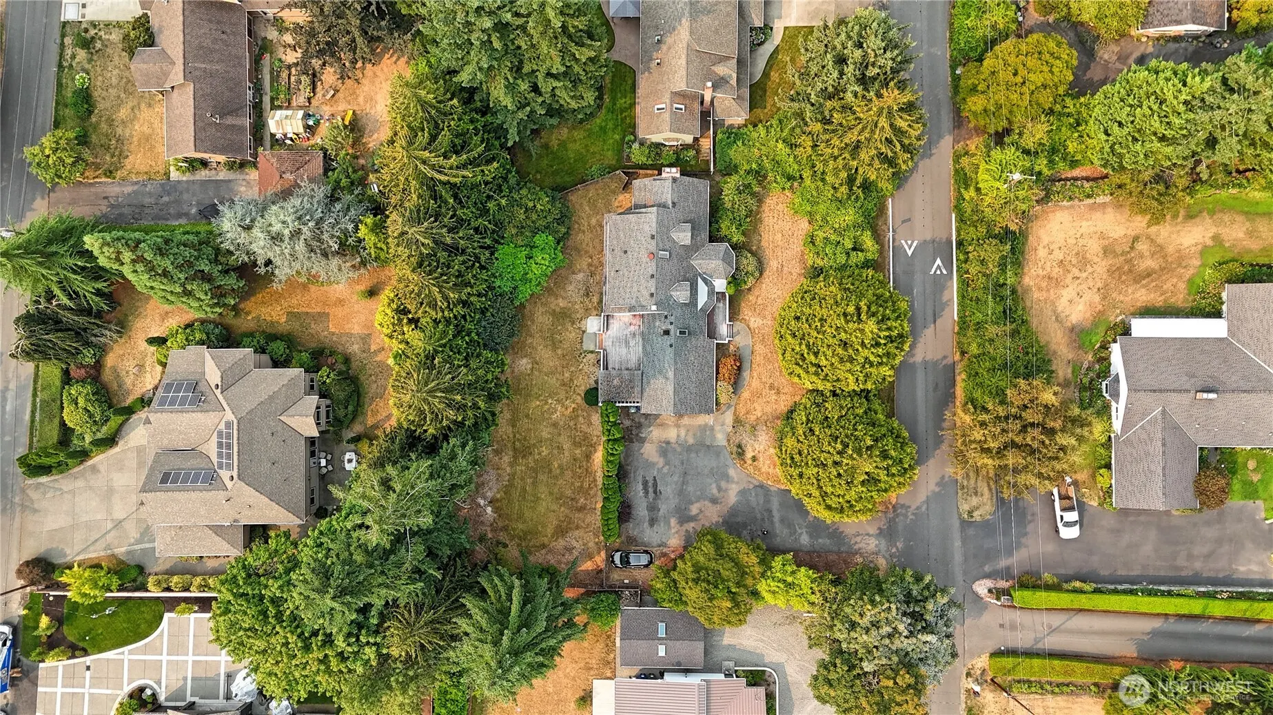 13649 Main St , Bellevue, WA 98005