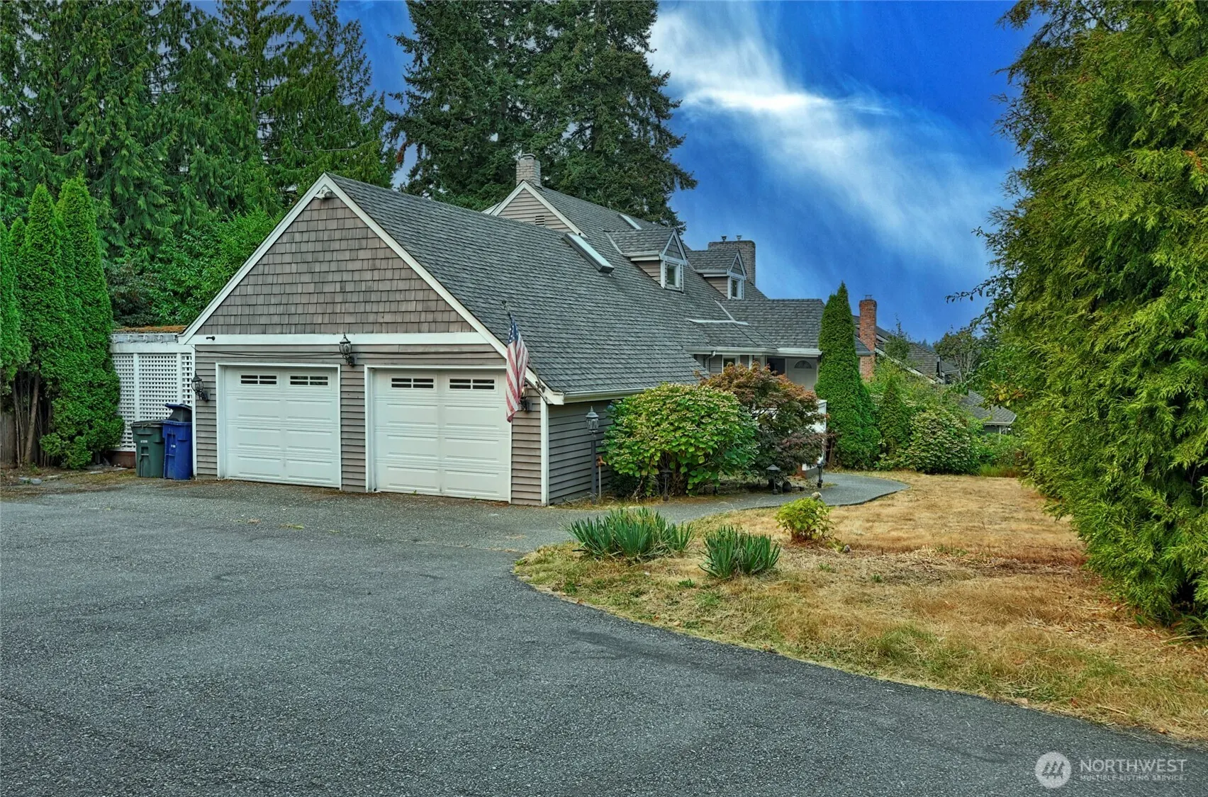 13649 Main St , Bellevue, WA 98005