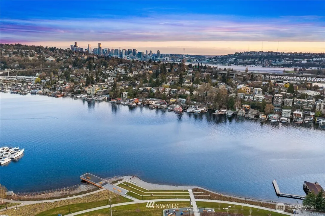 3146 Portage Bay E #G, Seattle, WA 98102