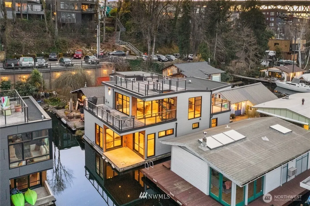 3146 Portage Bay E #G, Seattle, WA 98102