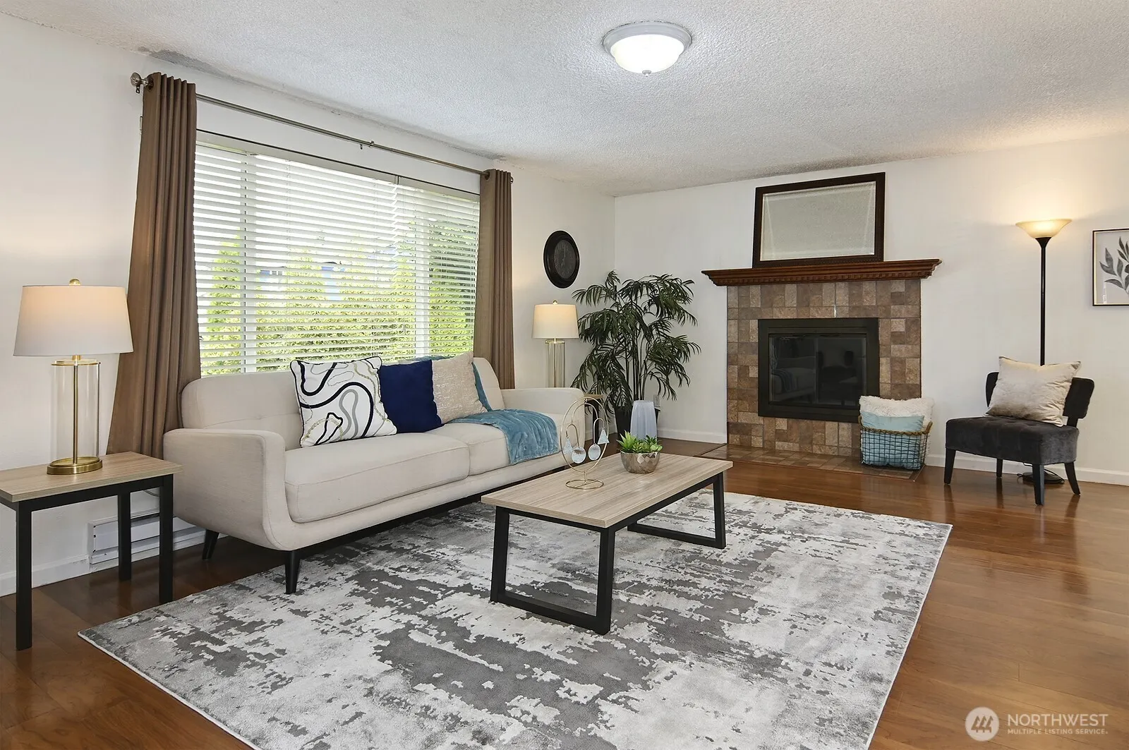 11420 SE 225th Street , Kent, WA 98031