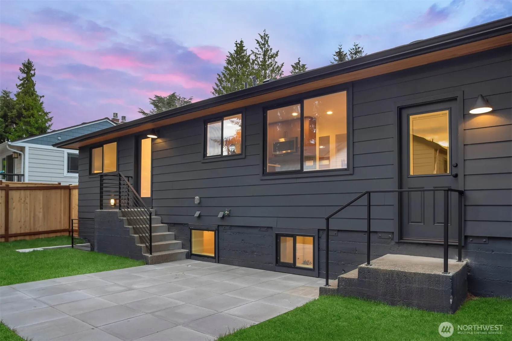 10541 Ashworth Avenue N, Seattle, WA 98133