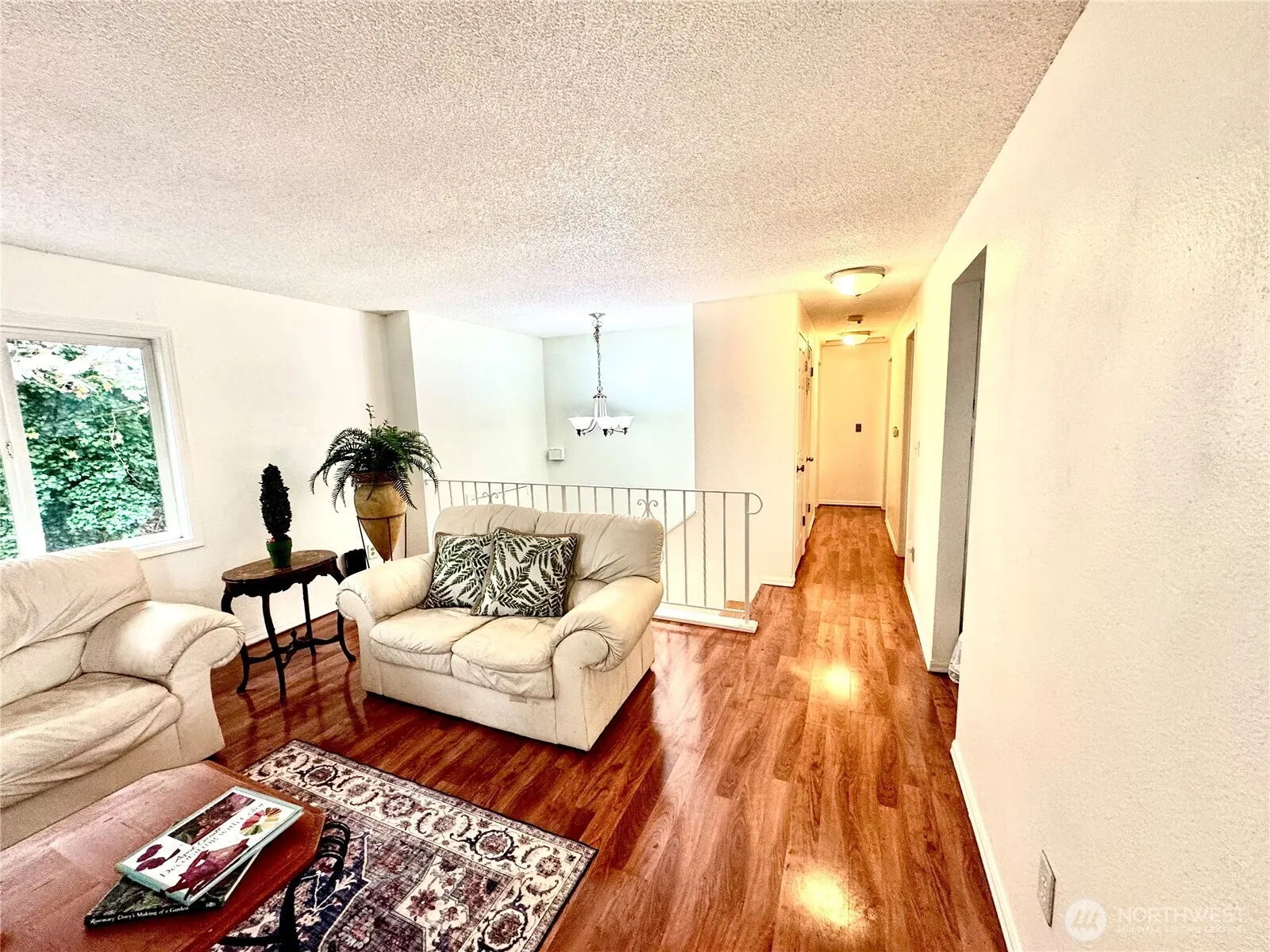 4016 Burton Place W, Seattle, WA 98199-1920