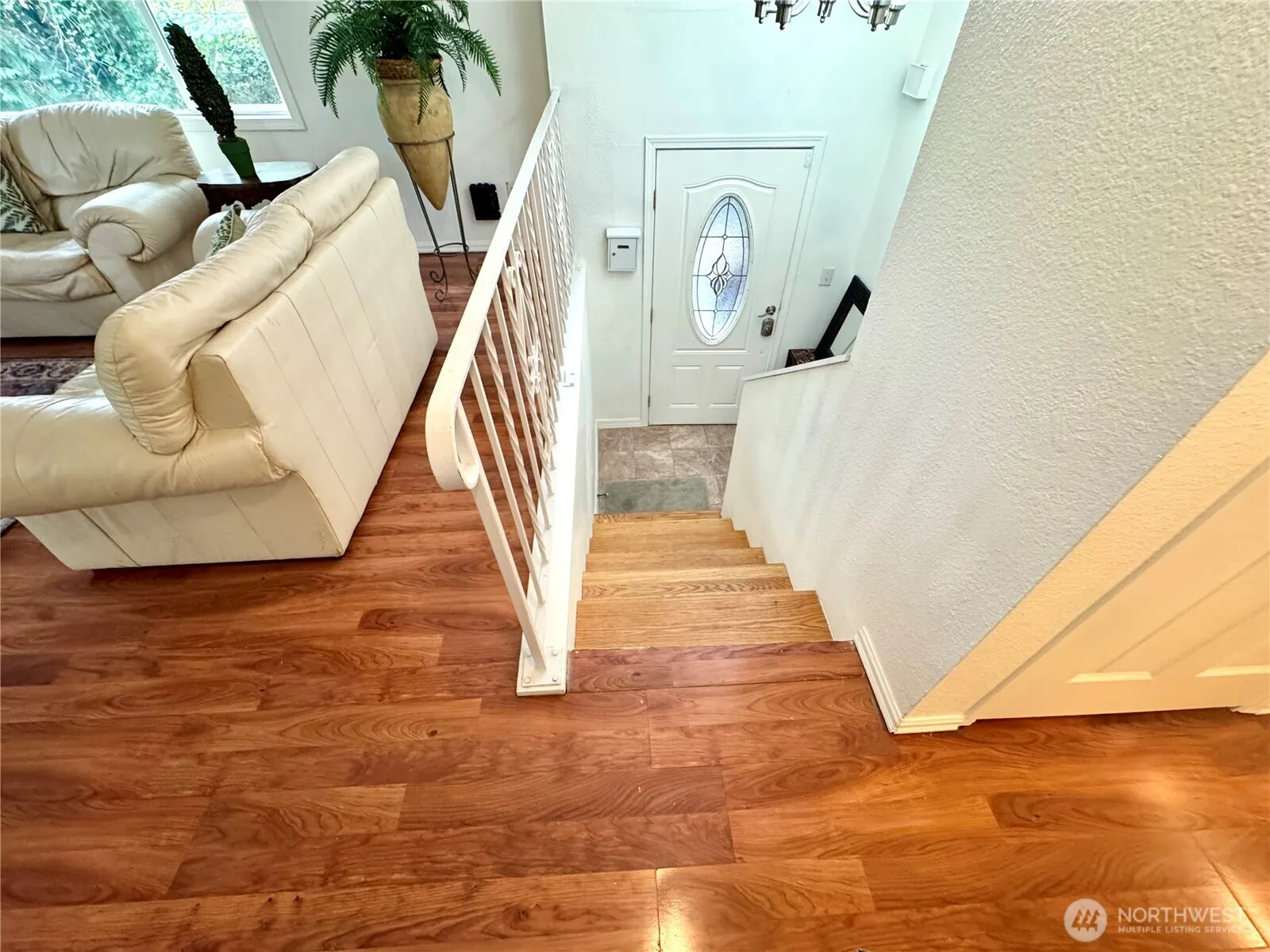 4016 Burton Place W, Seattle, WA 98199-1920