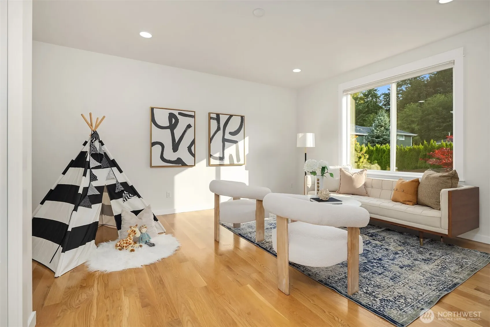 9813 NE 145th Street , Bothell, WA 98011