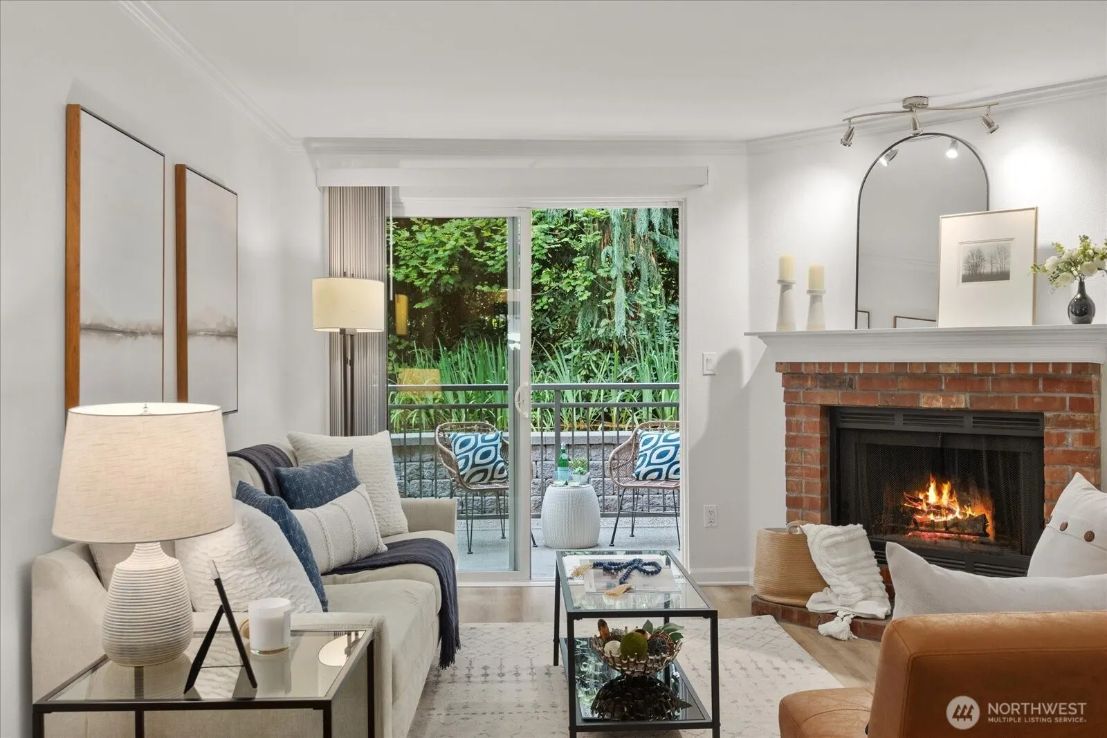 10018 NE 127th Place #B109, Kirkland, WA 98034