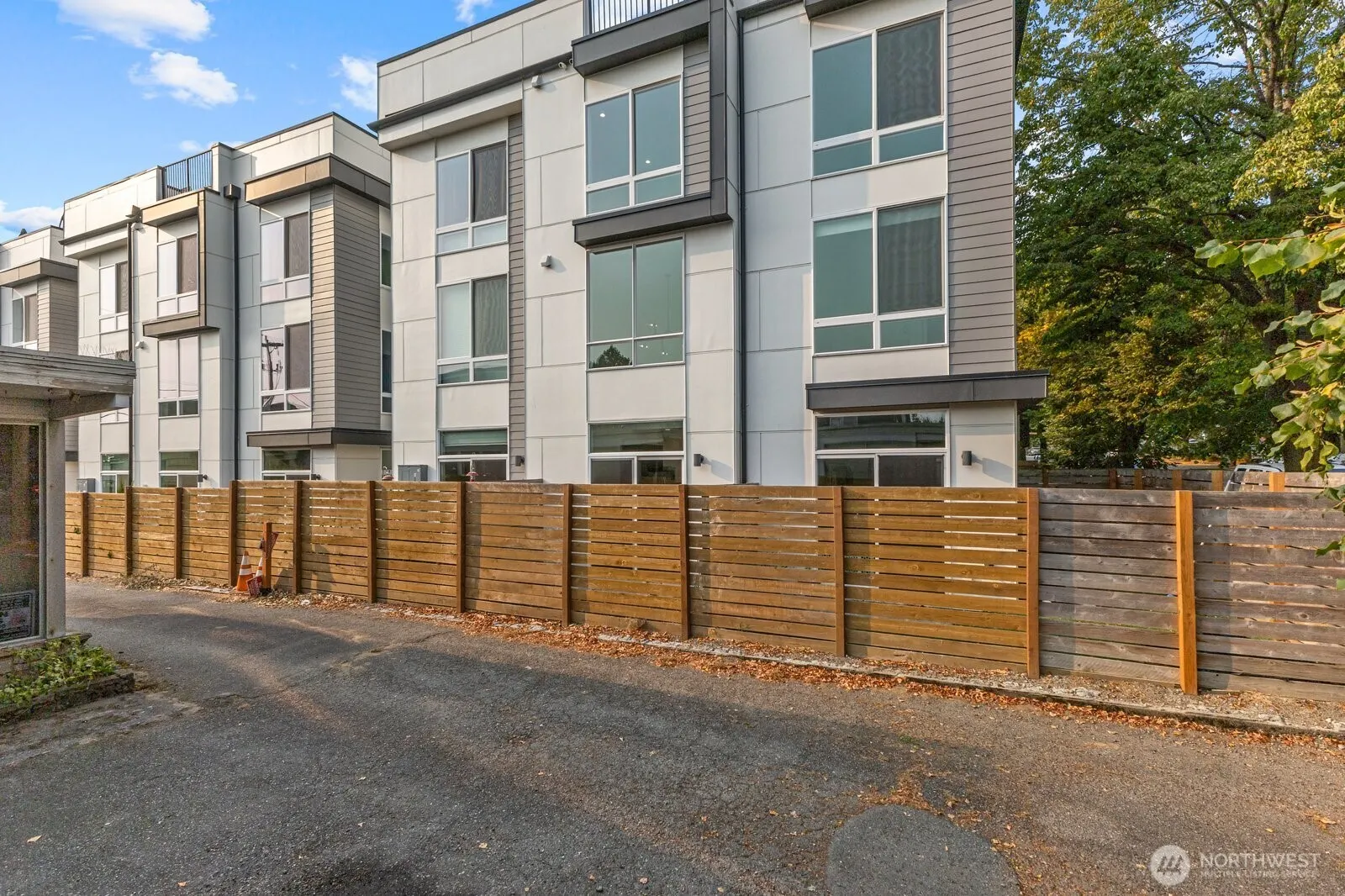 5439 California Avenue SW #H, Seattle, WA 98136