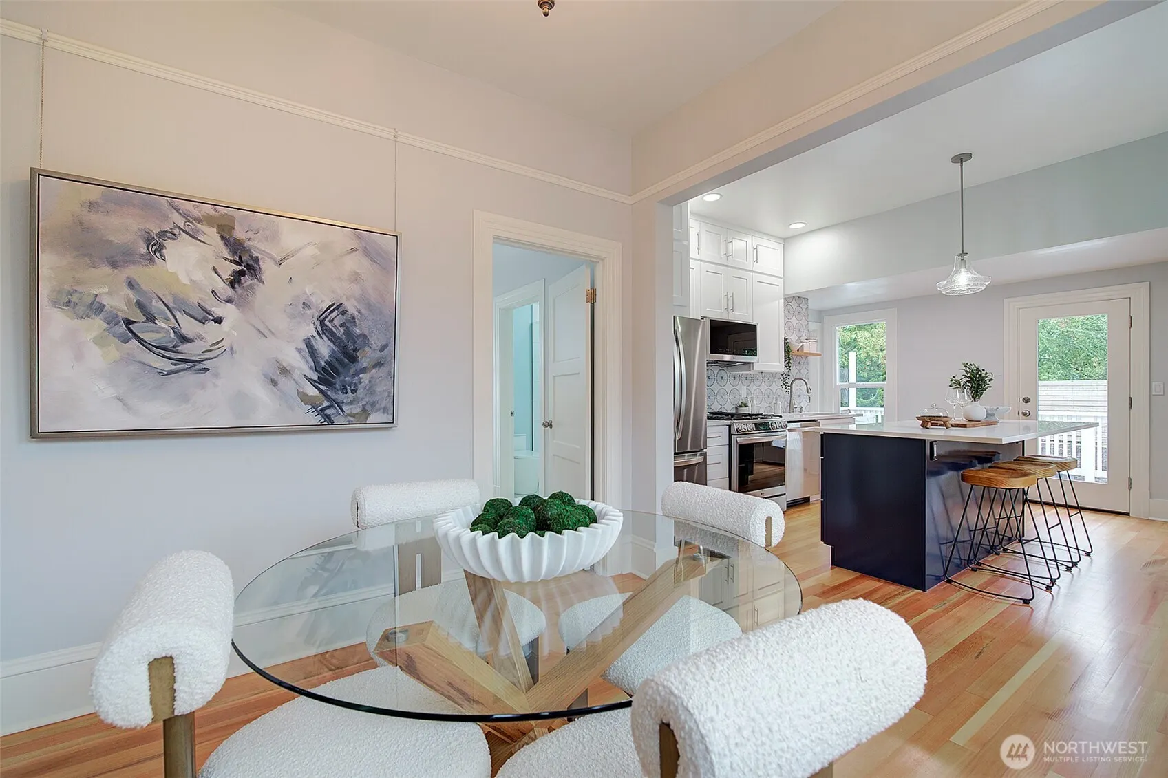 934 25th Avenue S, Seattle, WA 98144