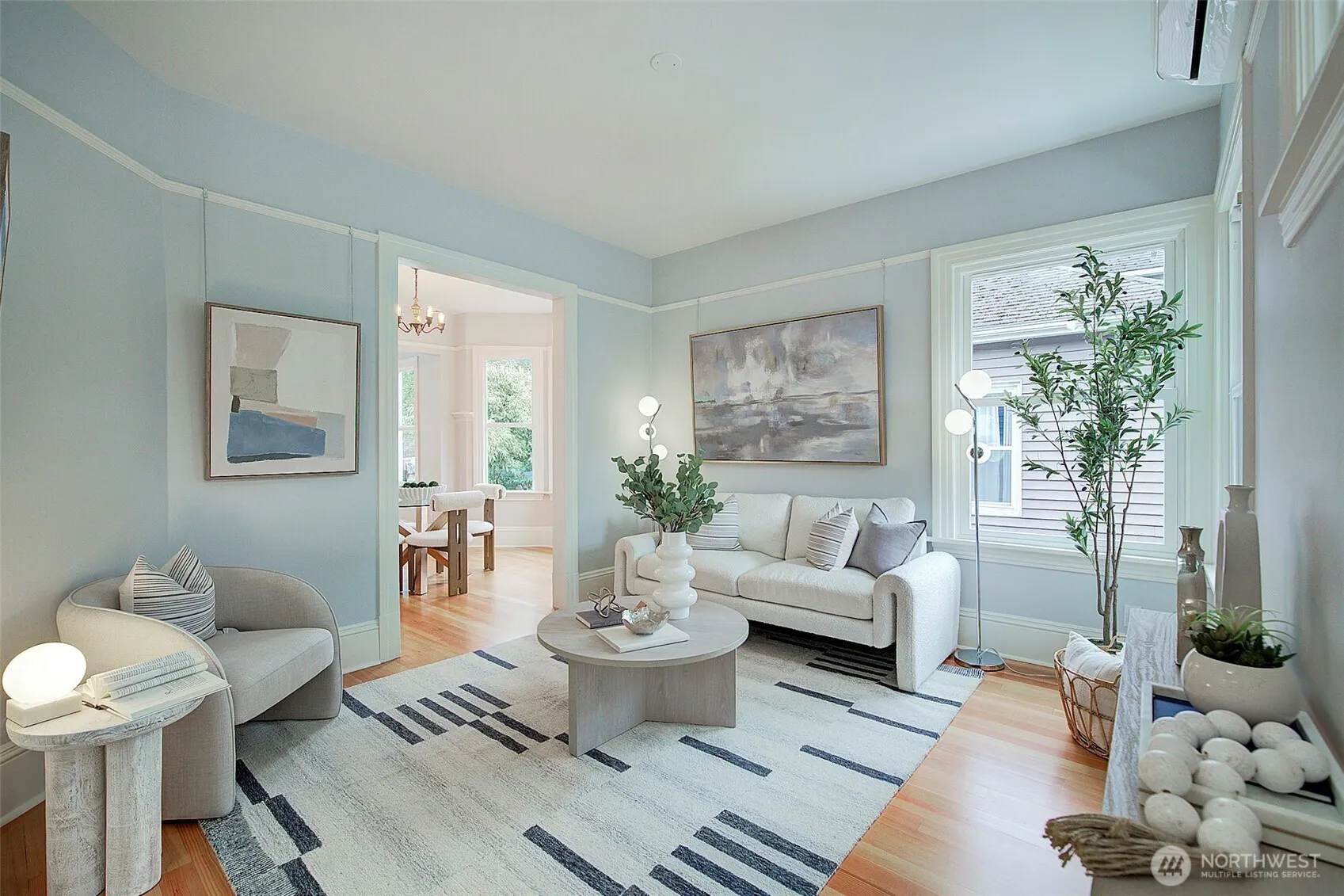 934 25th Avenue S, Seattle, WA 98144
