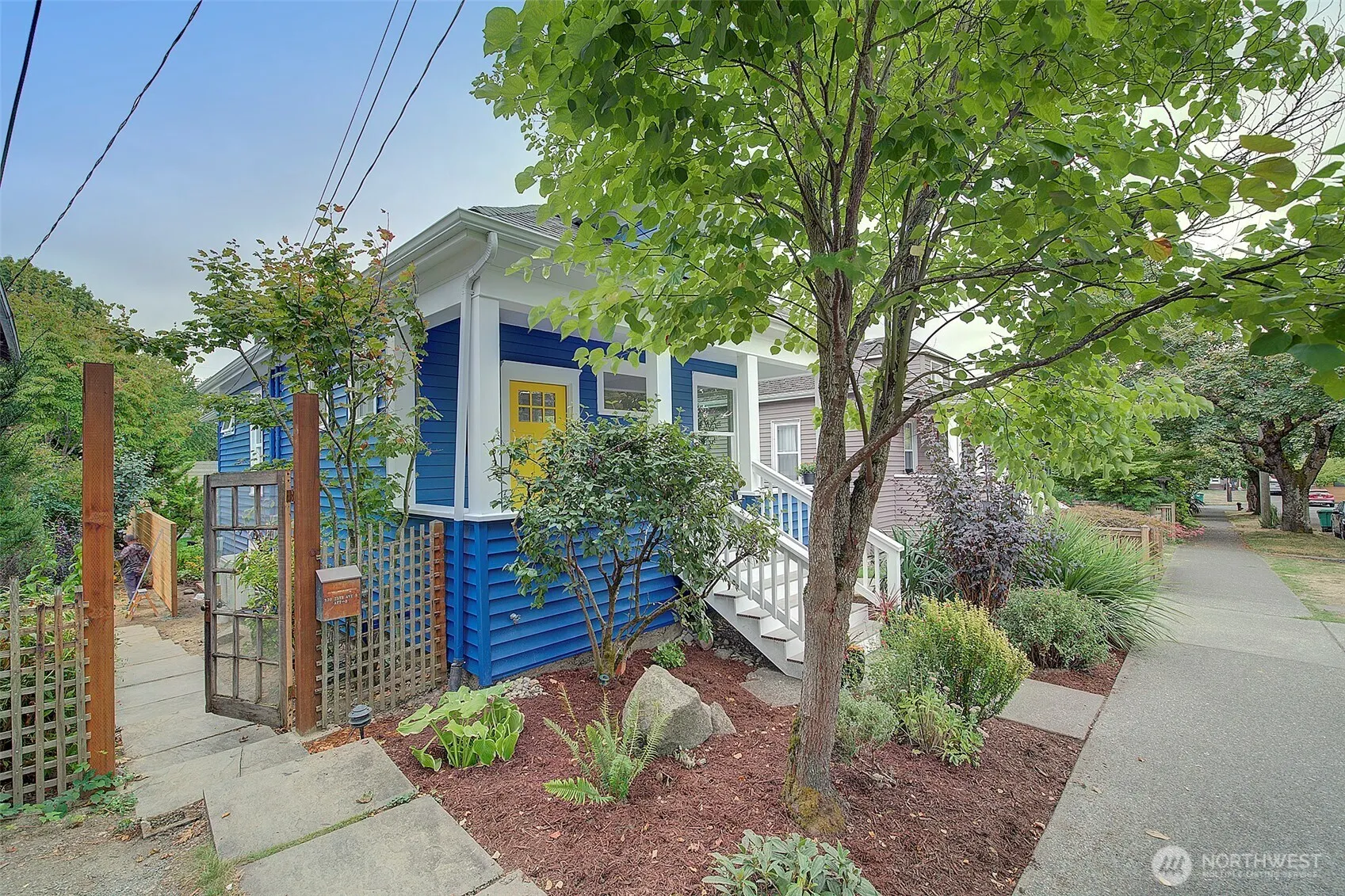 934 25th Avenue S, Seattle, WA 98144