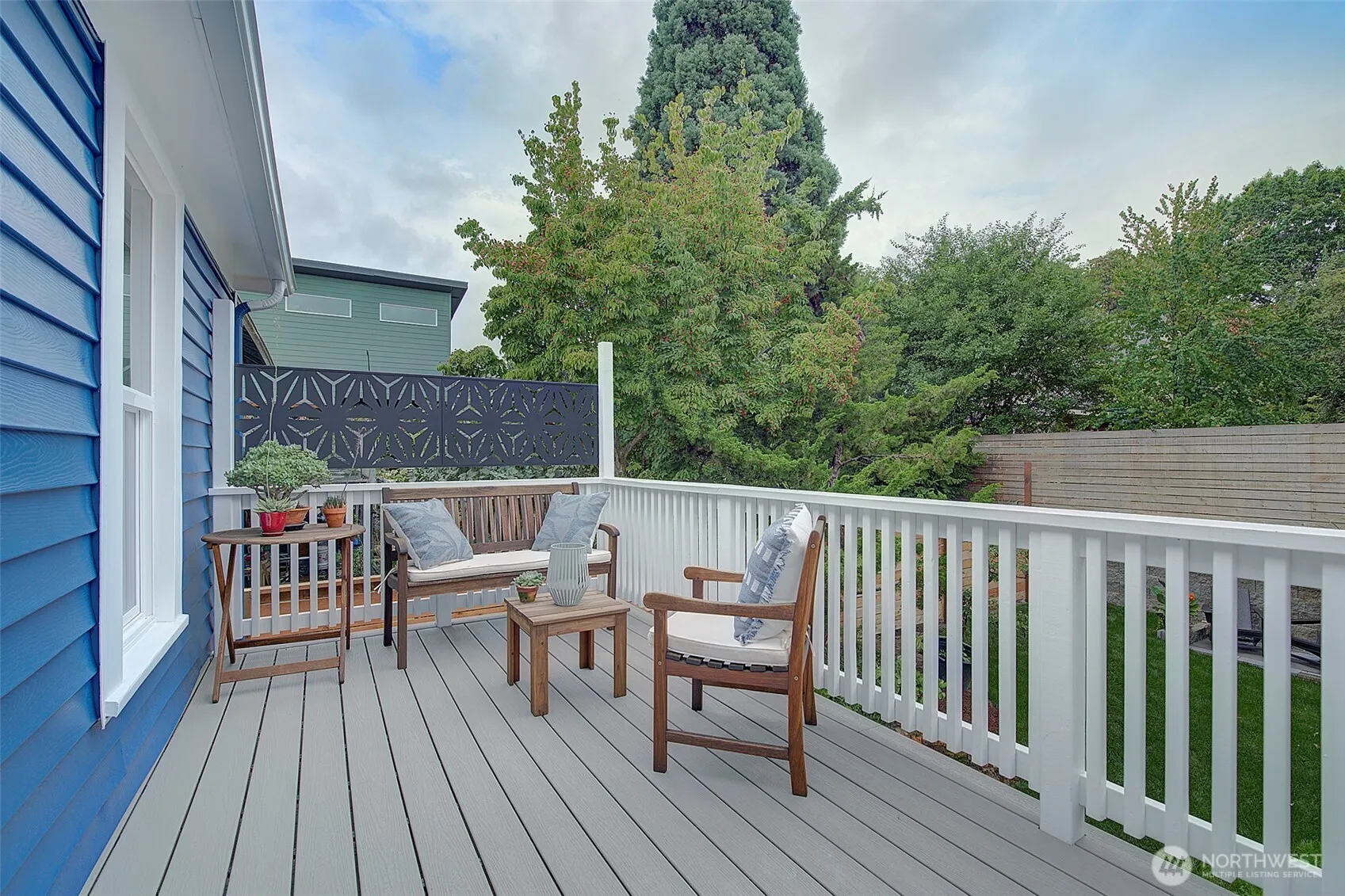 934 25th Avenue S, Seattle, WA 98144