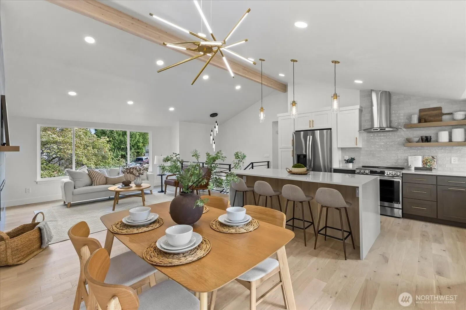 12935 NE 131st Street , Kirkland, WA 98034