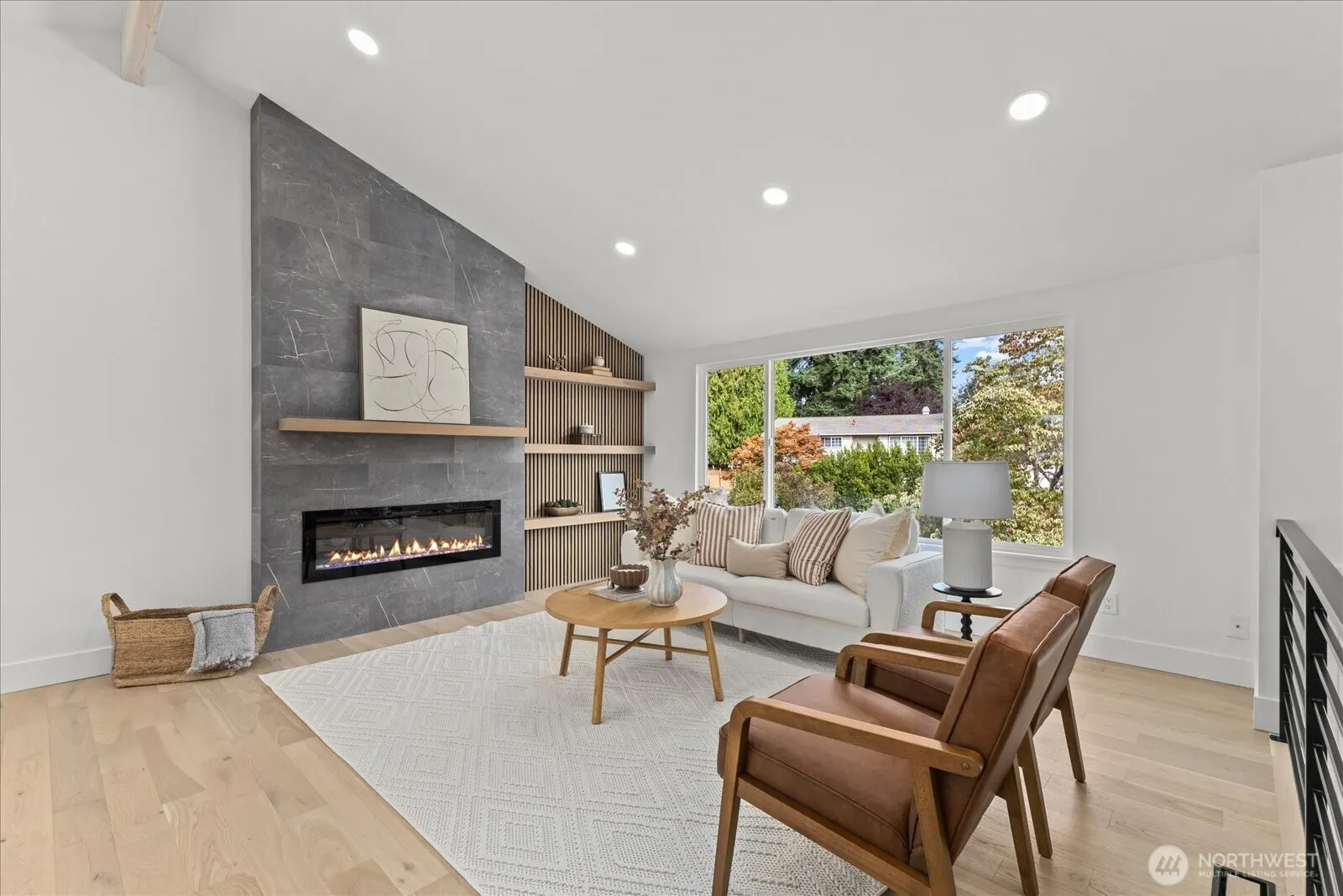 12935 NE 131st Street , Kirkland, WA 98034