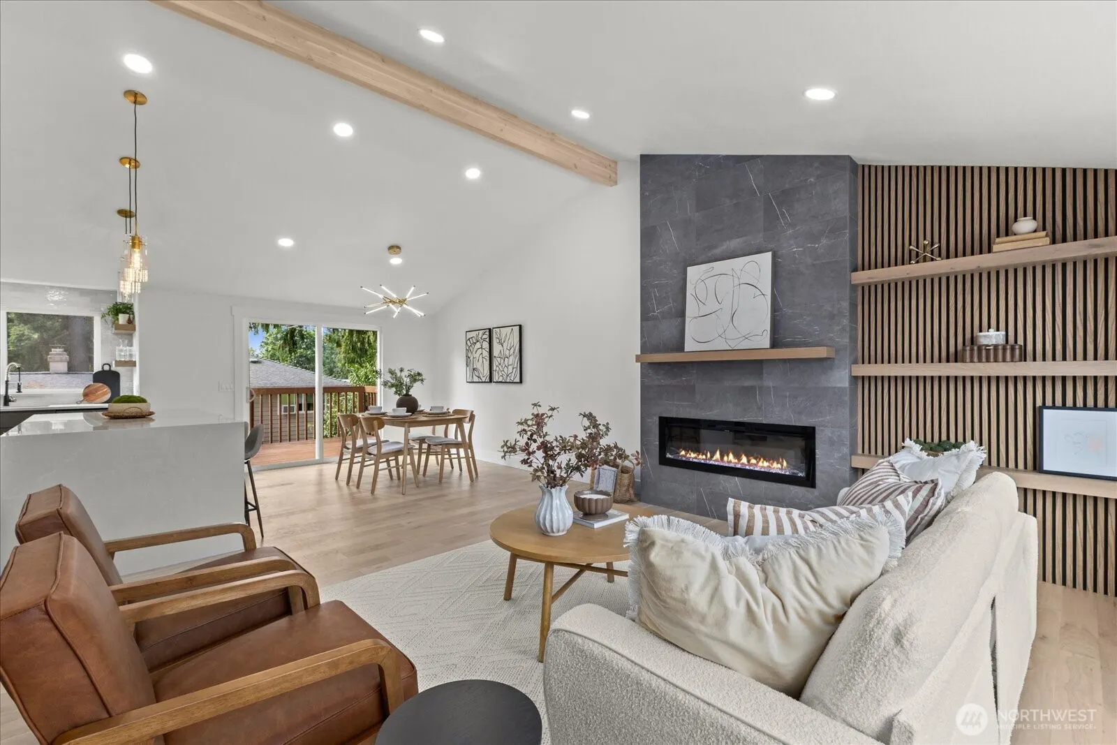 12935 NE 131st Street , Kirkland, WA 98034
