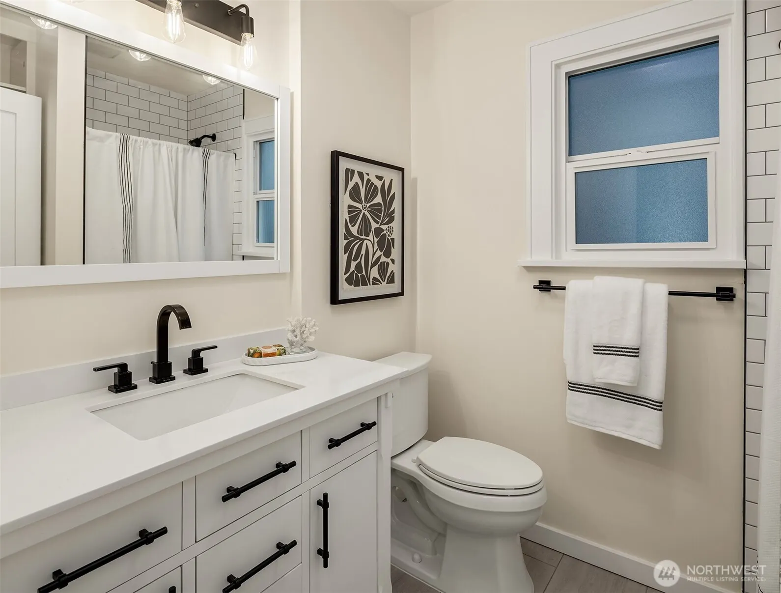 7523 12th Avenue NW, Seattle, WA 98117