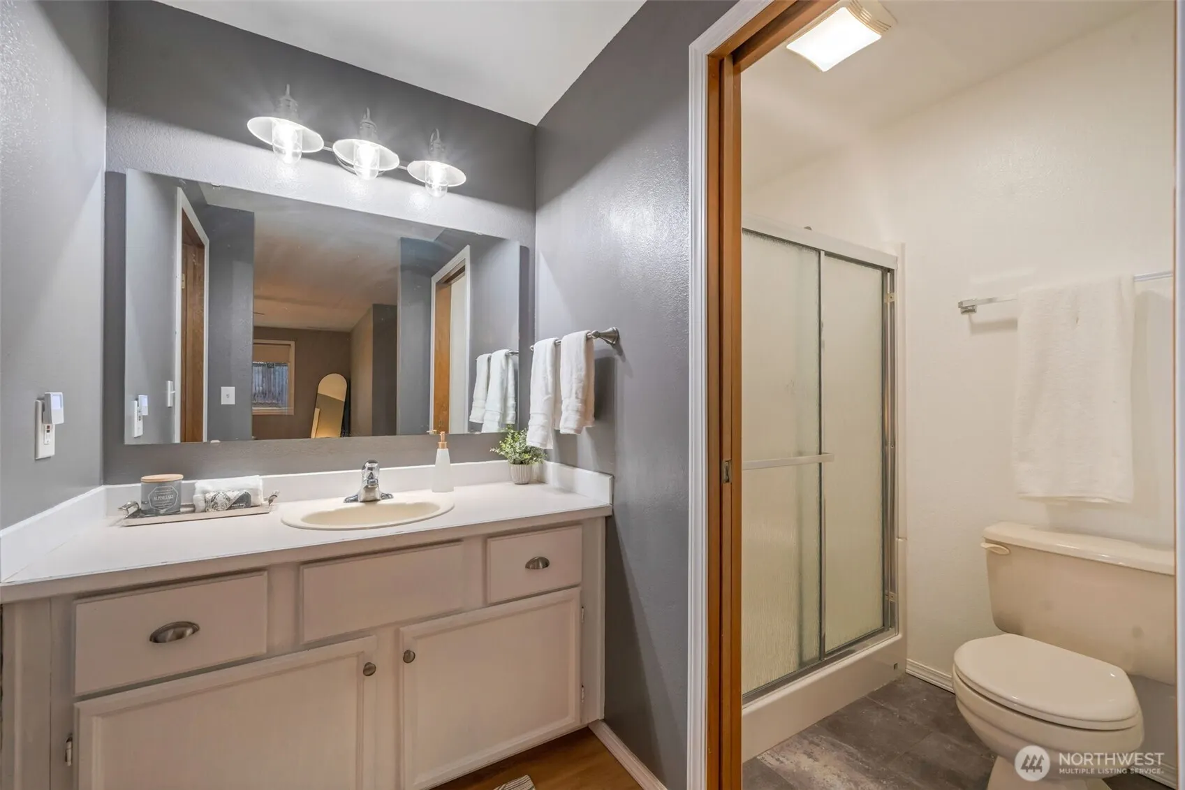 27409 125th Court SE, Kent, WA 98030