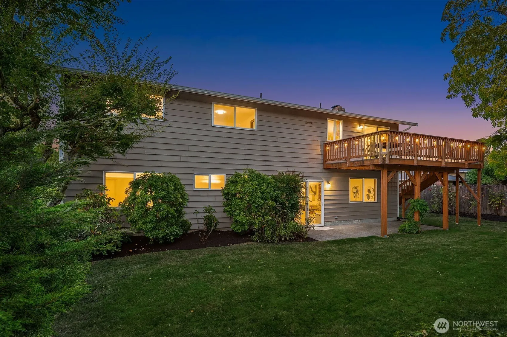 1315 NW 103rd Street , Seattle, WA 98177