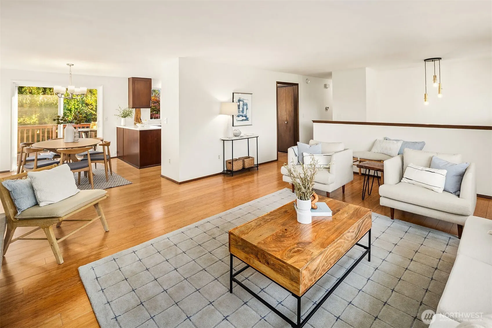 1315 NW 103rd Street , Seattle, WA 98177