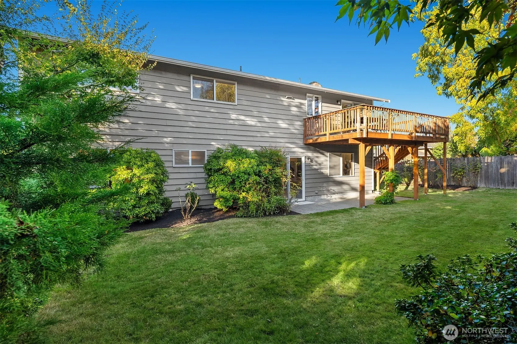 1315 NW 103rd Street , Seattle, WA 98177