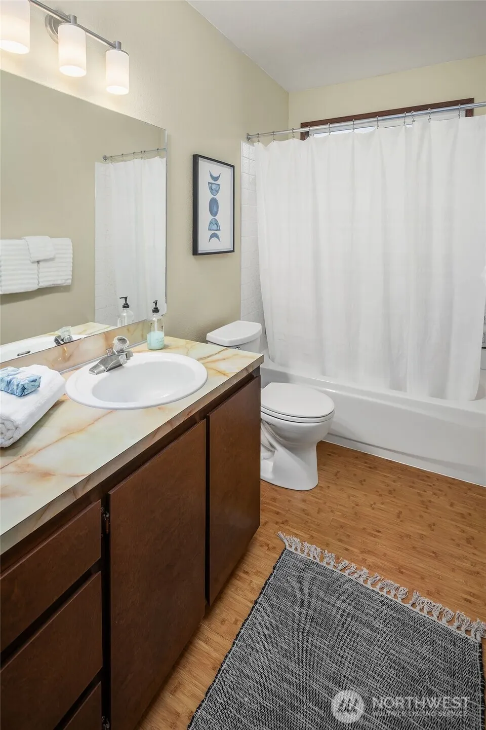 1315 NW 103rd Street , Seattle, WA 98177