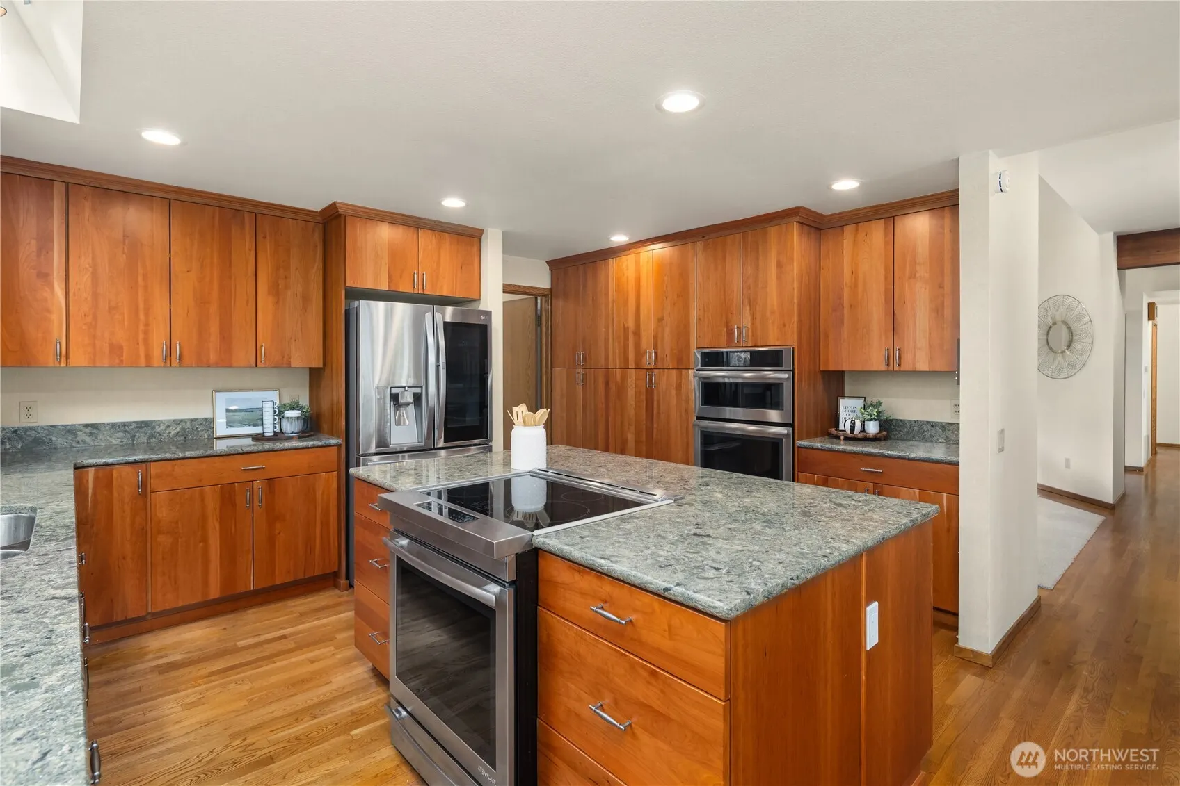 14002 205th Avenue NE, Woodinville, WA 98077