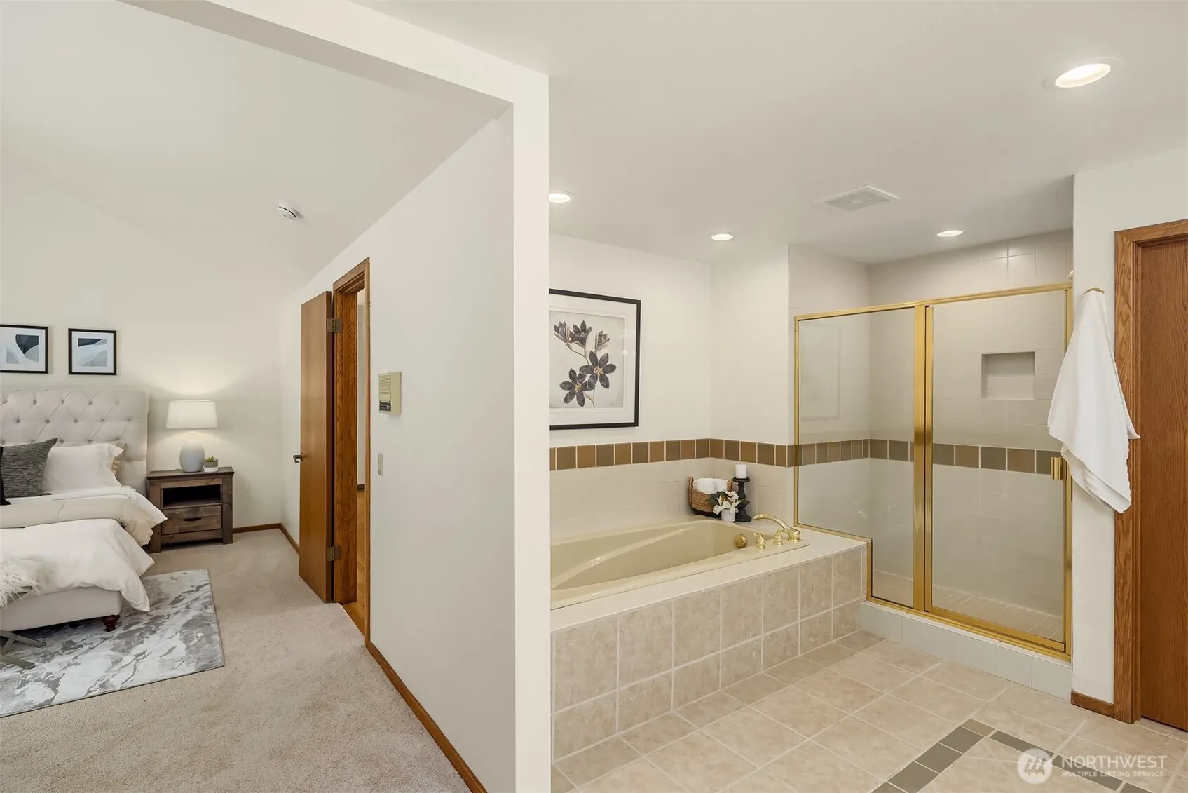 14002 205th Avenue NE, Woodinville, WA 98077