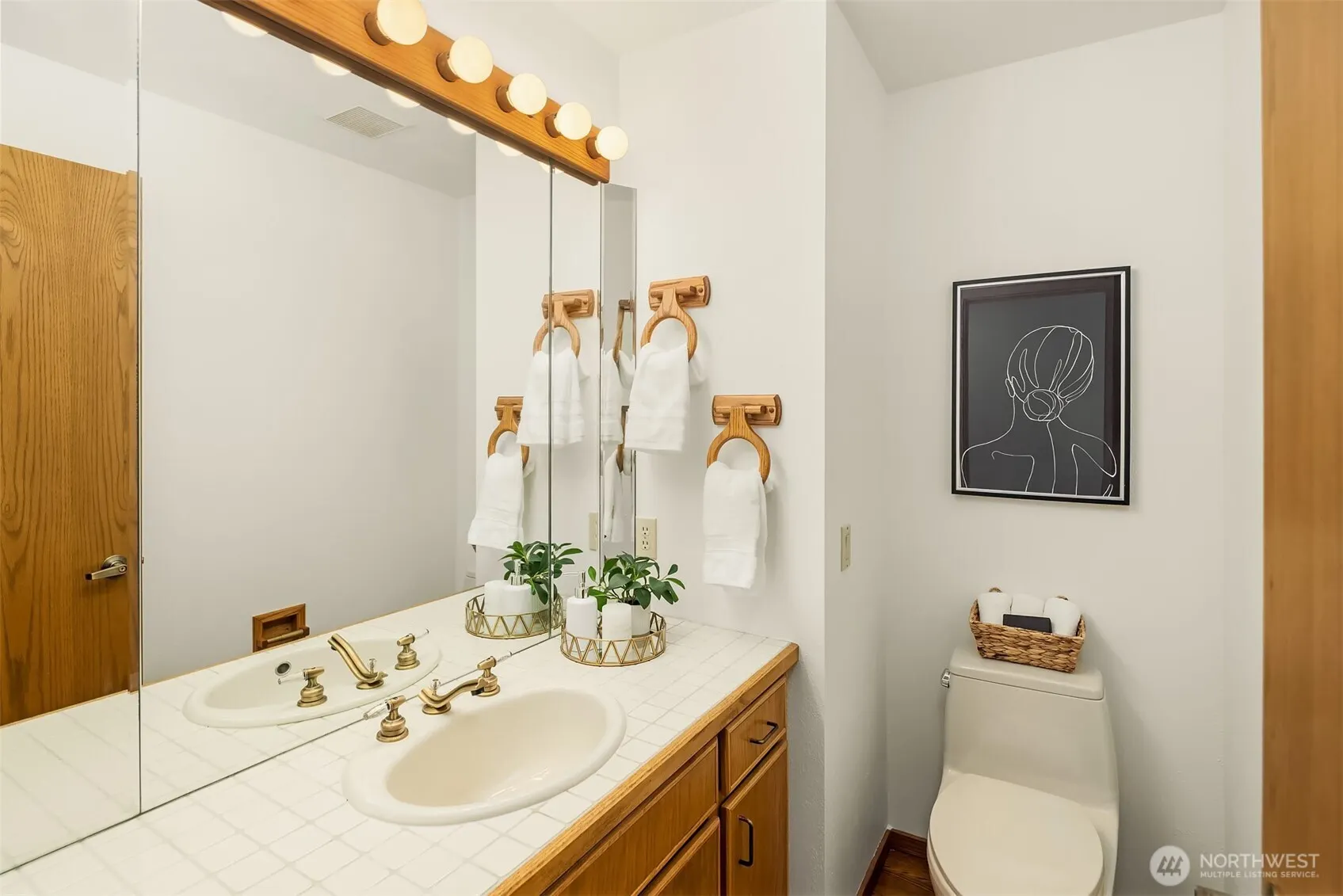 14002 205th Avenue NE, Woodinville, WA 98077
