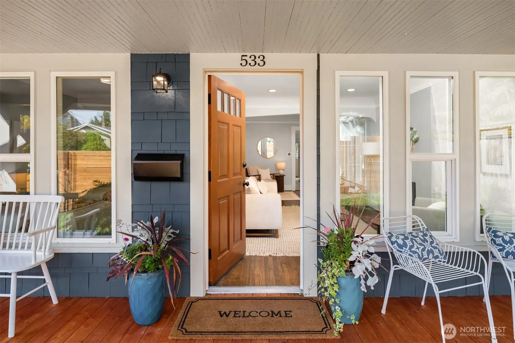 533 N 73rd Street , Seattle, WA 98103