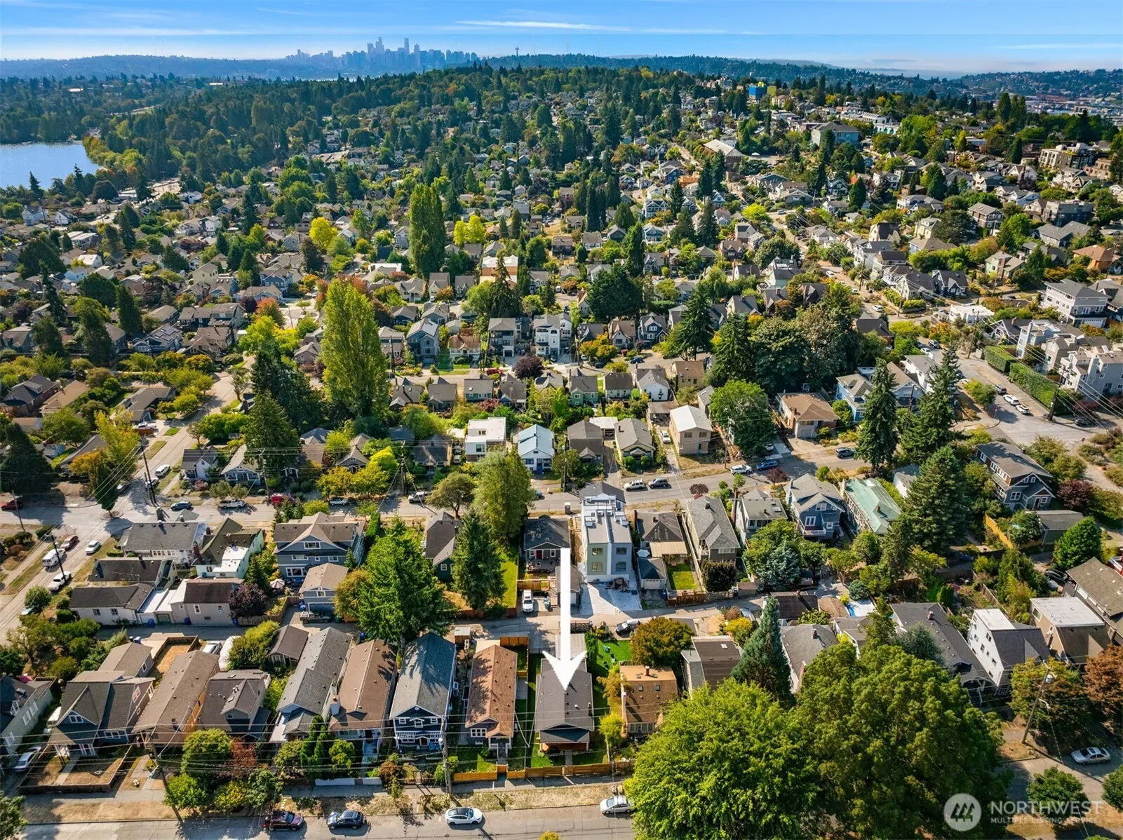 533 N 73rd Street , Seattle, WA 98103