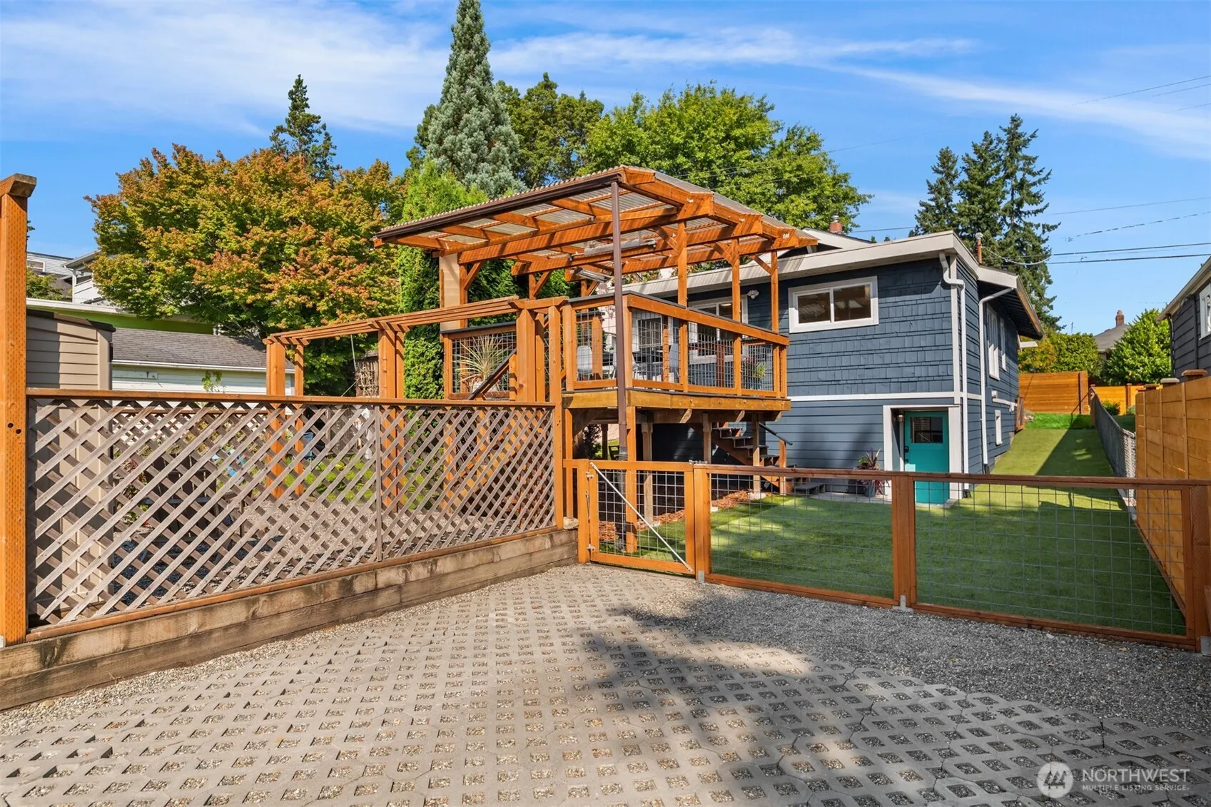 533 N 73rd Street , Seattle, WA 98103