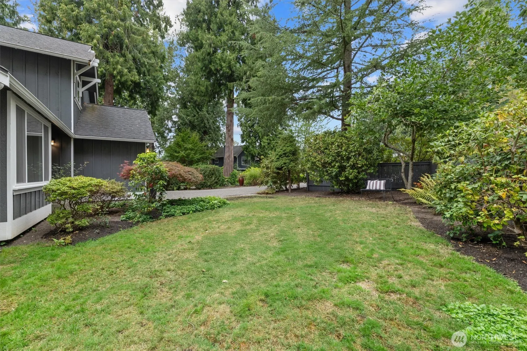 11409 107th Place NE, Kirkland, WA 98033