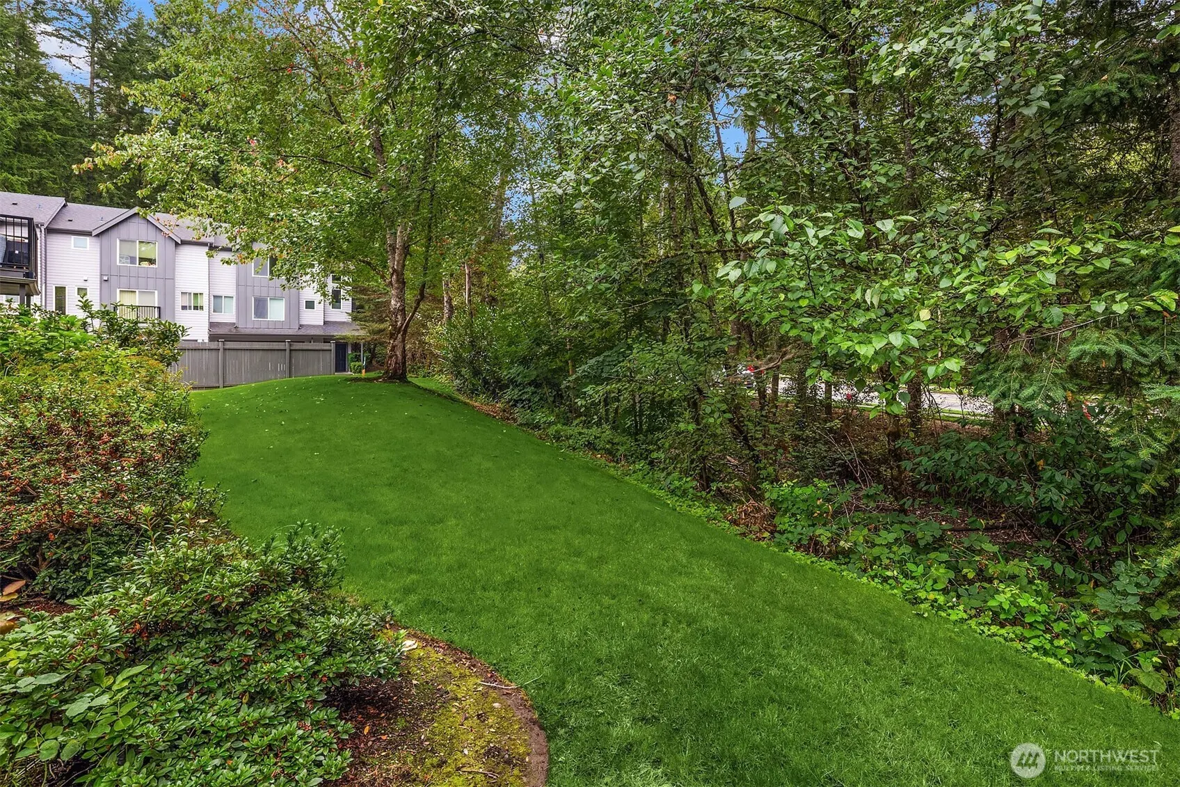 3751 257th Avenue SE #5-2, Sammamish, WA 98029