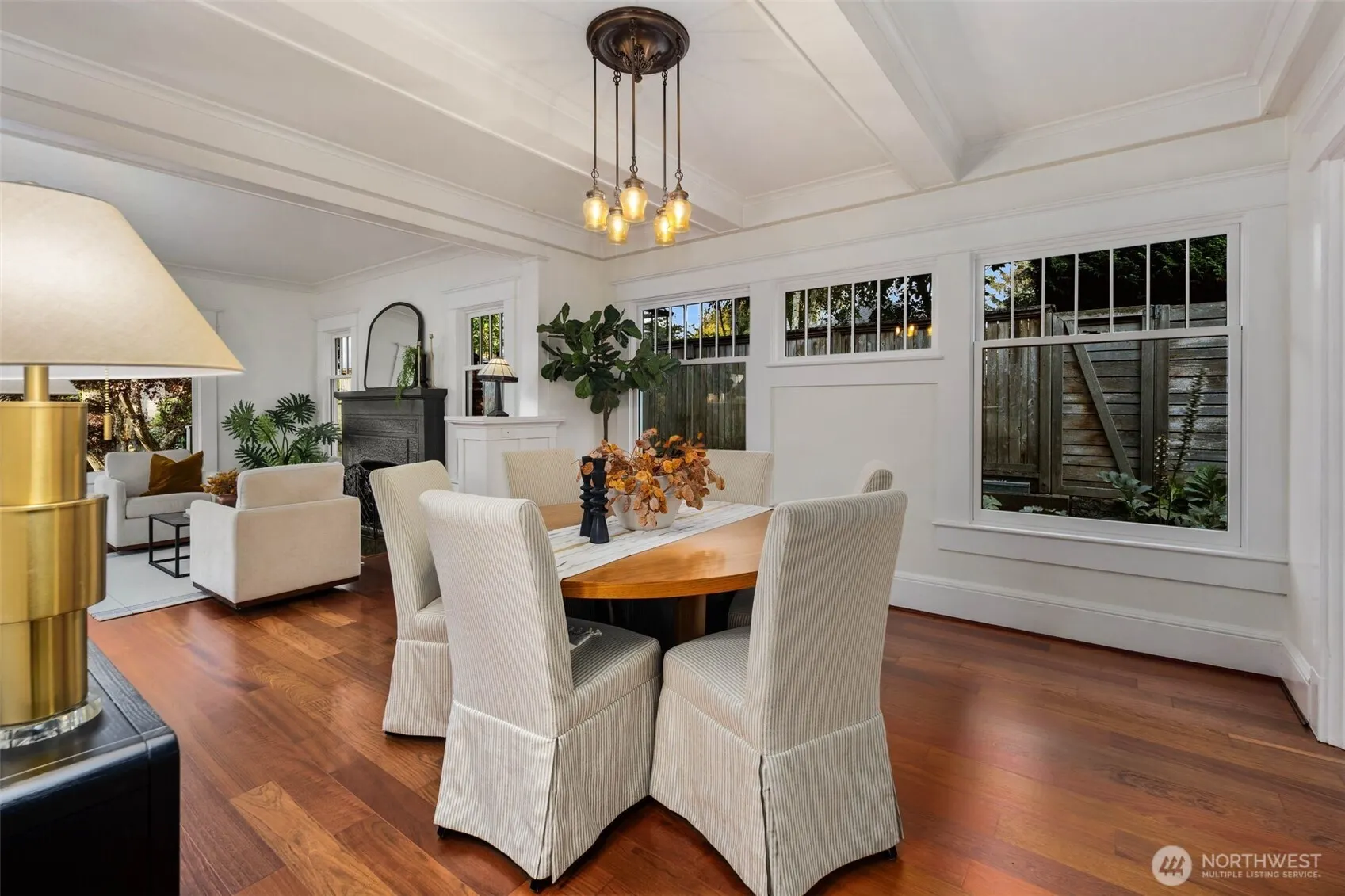 309 Lynn Street , Seattle, WA 98109