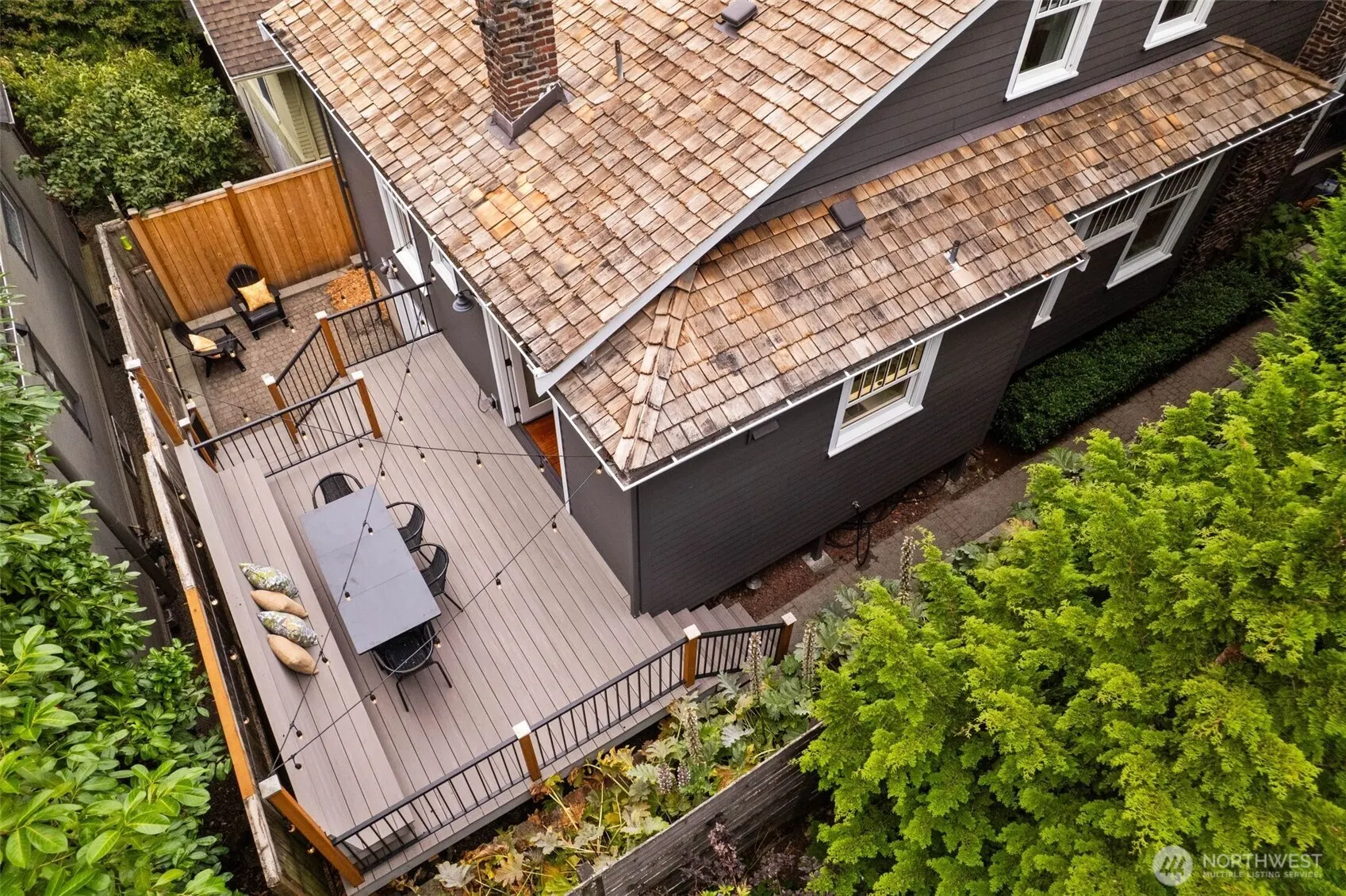 309 Lynn Street , Seattle, WA 98109