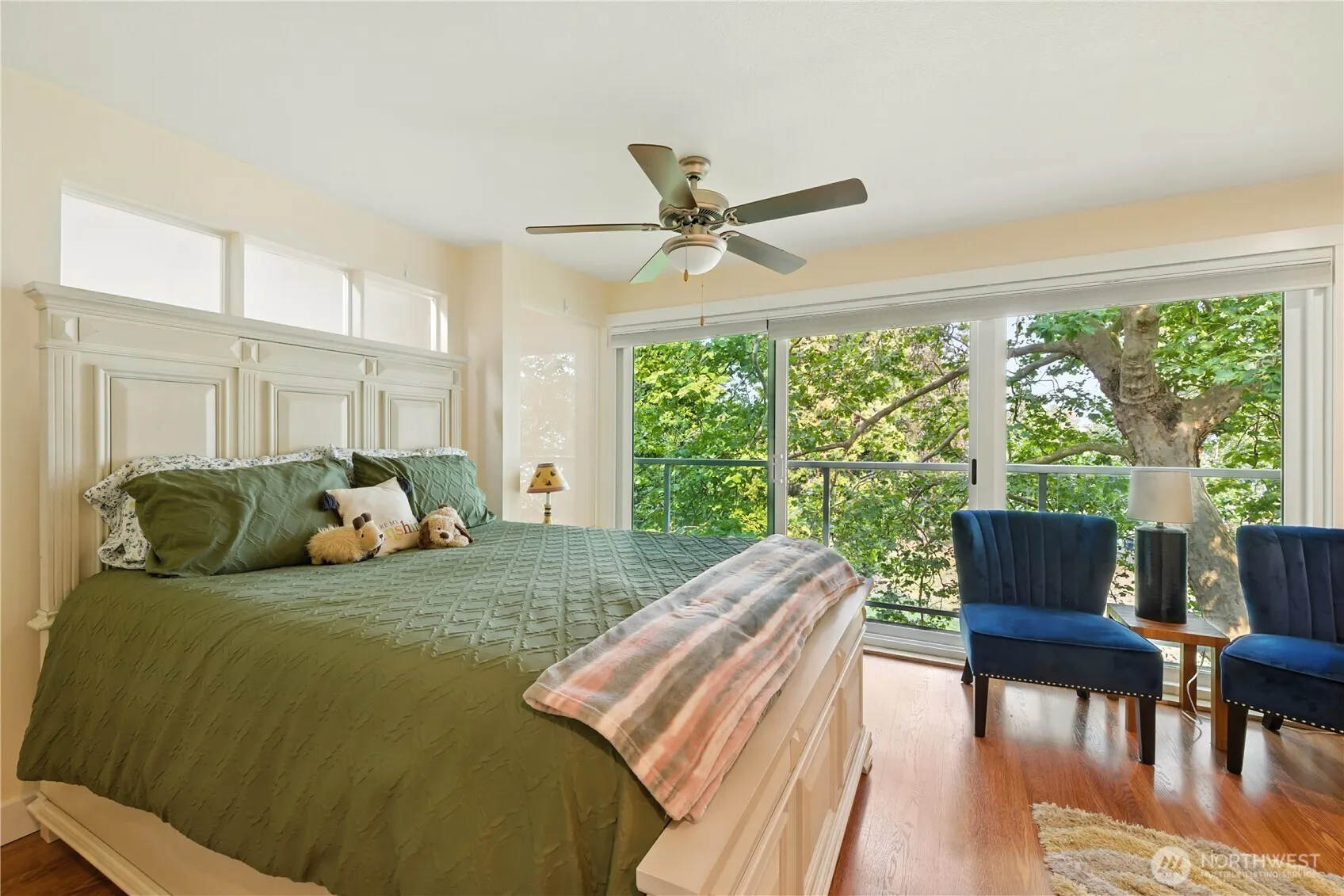 1810 43rd Avenue E #203, Seattle, WA 98112