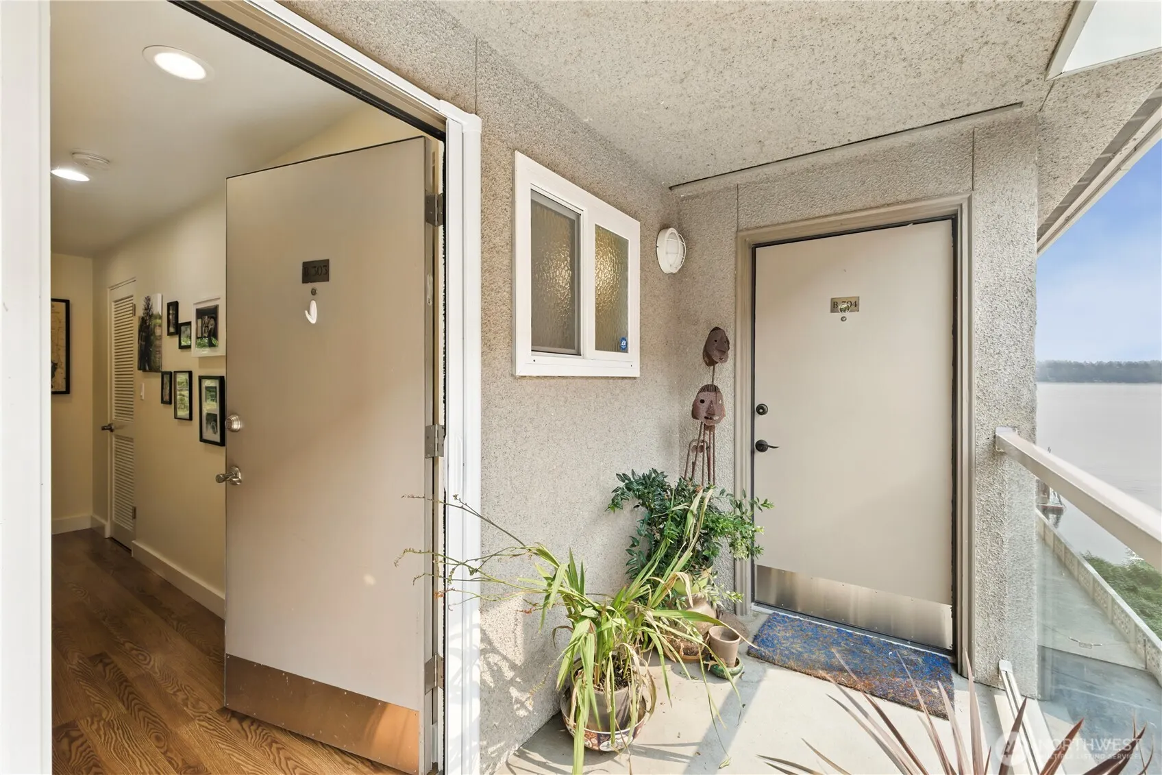 1810 43rd Avenue E #203, Seattle, WA 98112