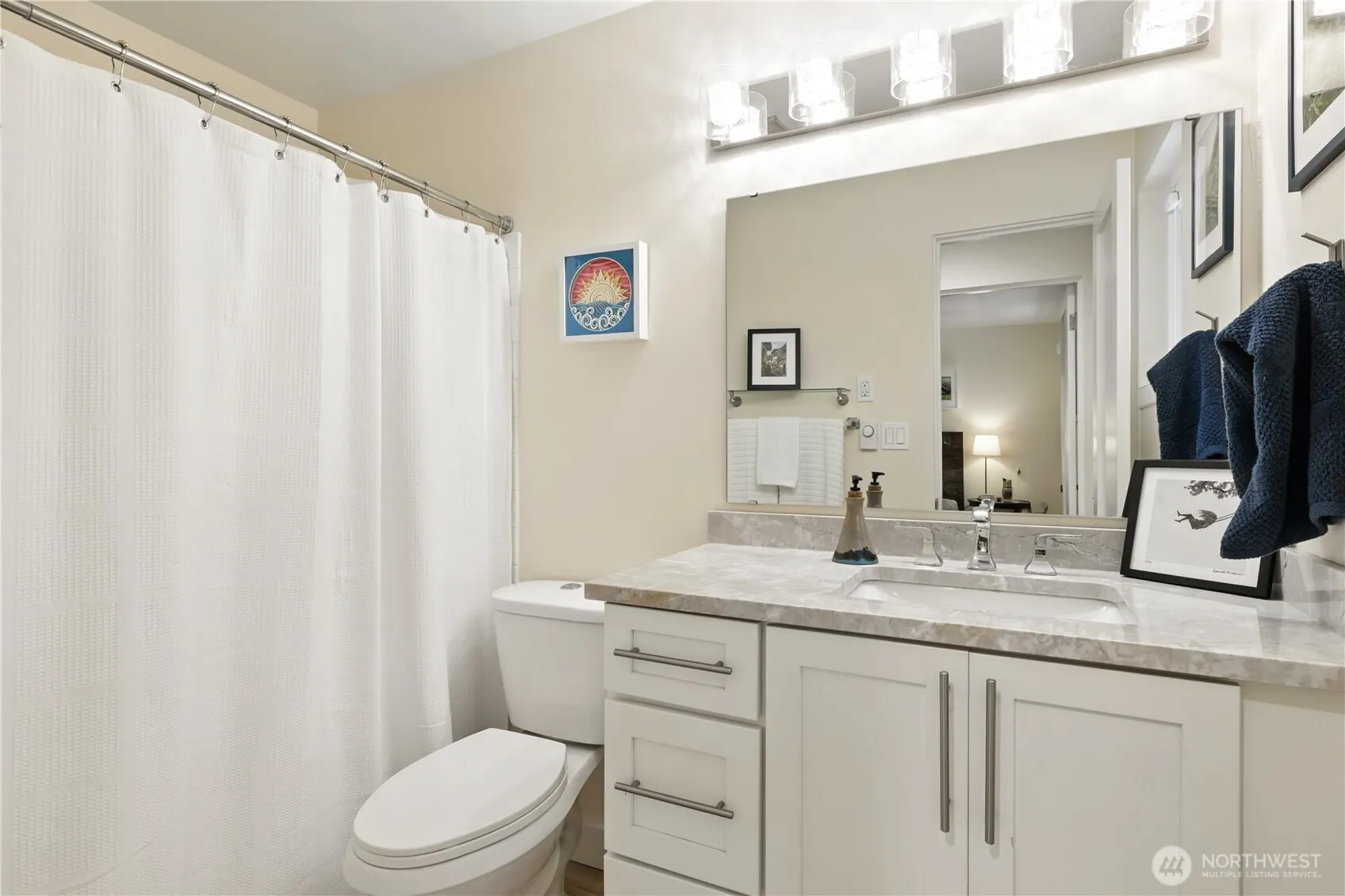 1810 43rd Avenue E #203, Seattle, WA 98112