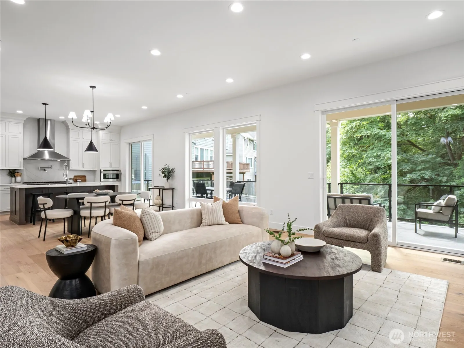15419 NE 106th Street , Redmond, WA 98052