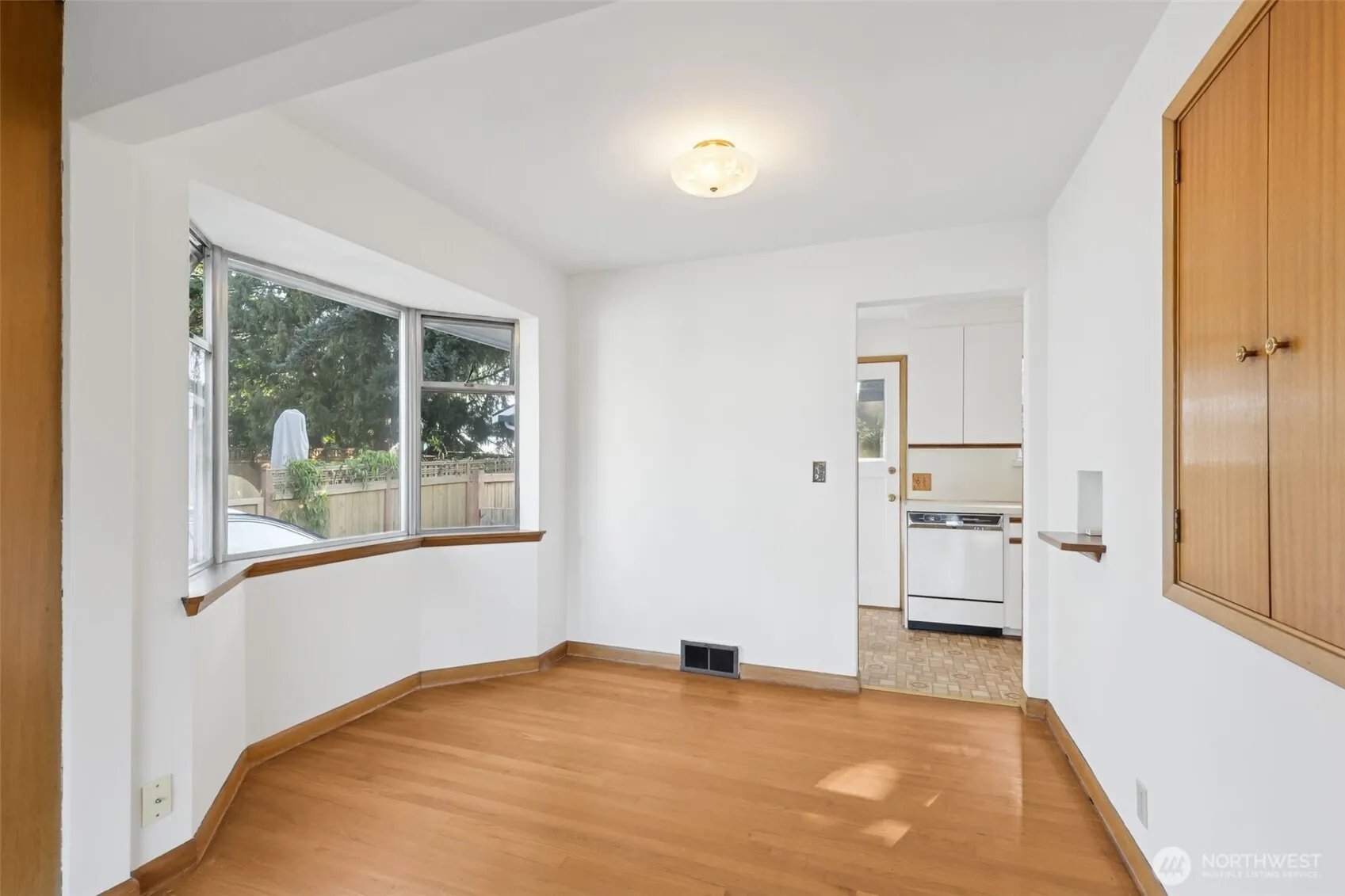 3236 38th Avenue SW, Seattle, WA 98126