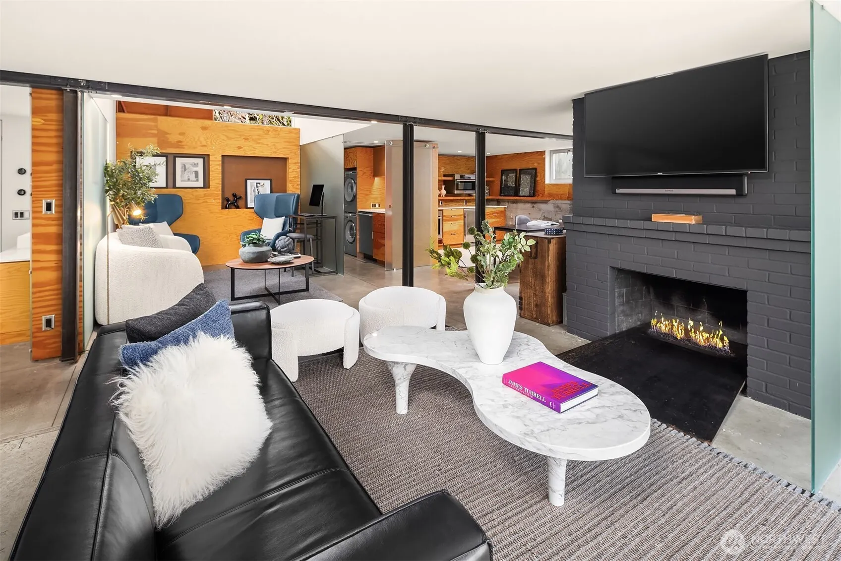 1207 26th Avenue E, Seattle, WA 98112-3630