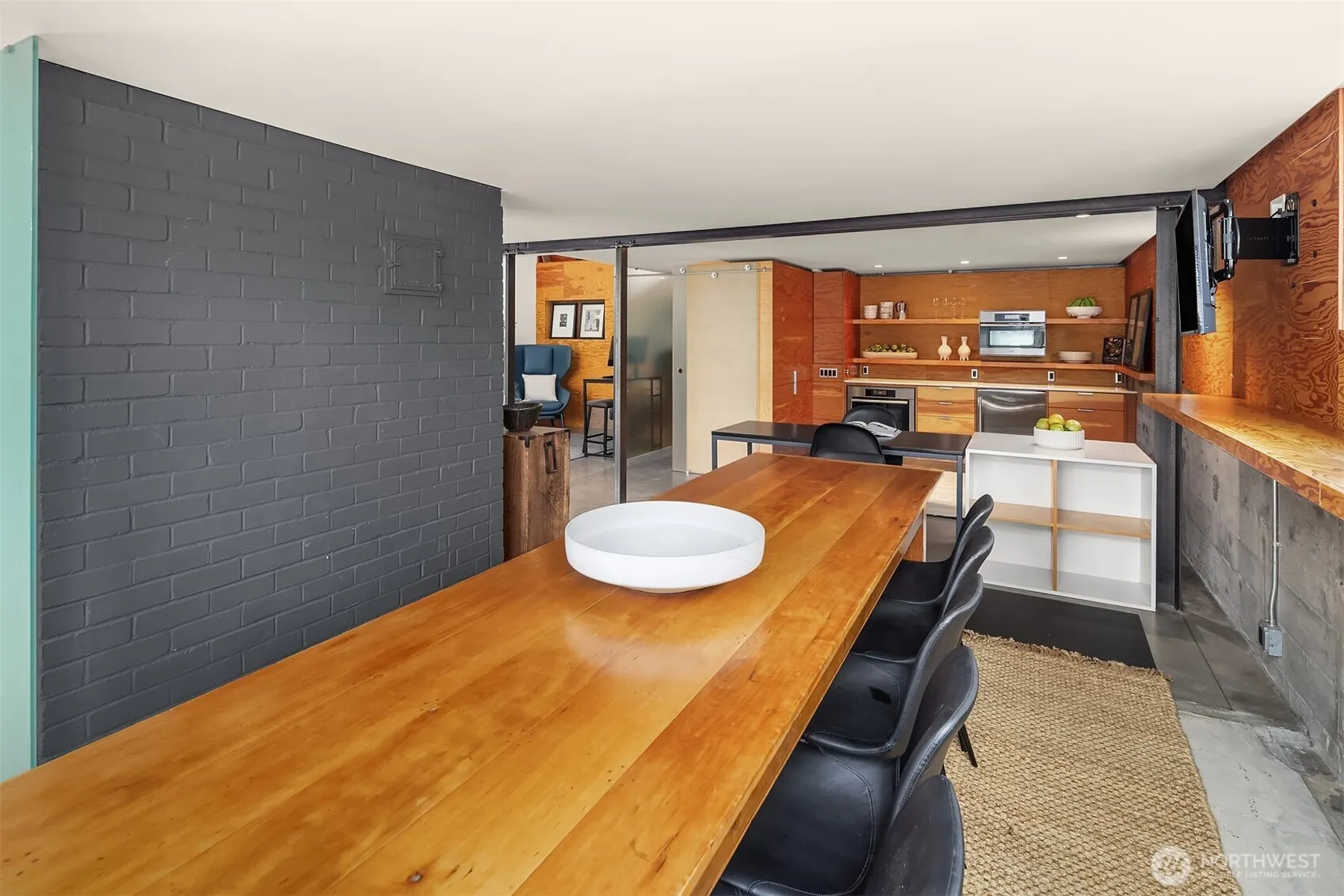 1207 26th Avenue E, Seattle, WA 98112-3630
