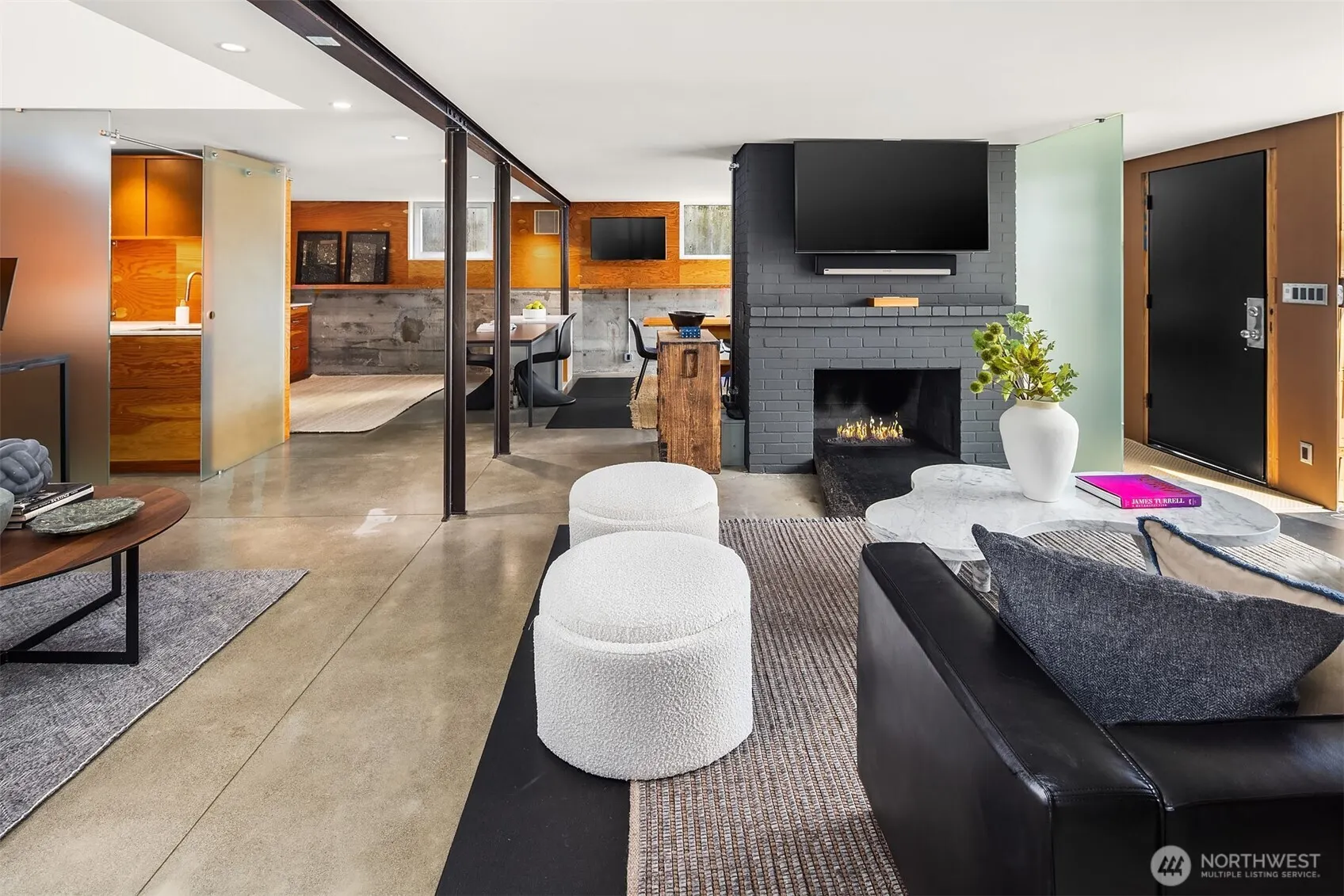1207 26th Avenue E, Seattle, WA 98112-3630