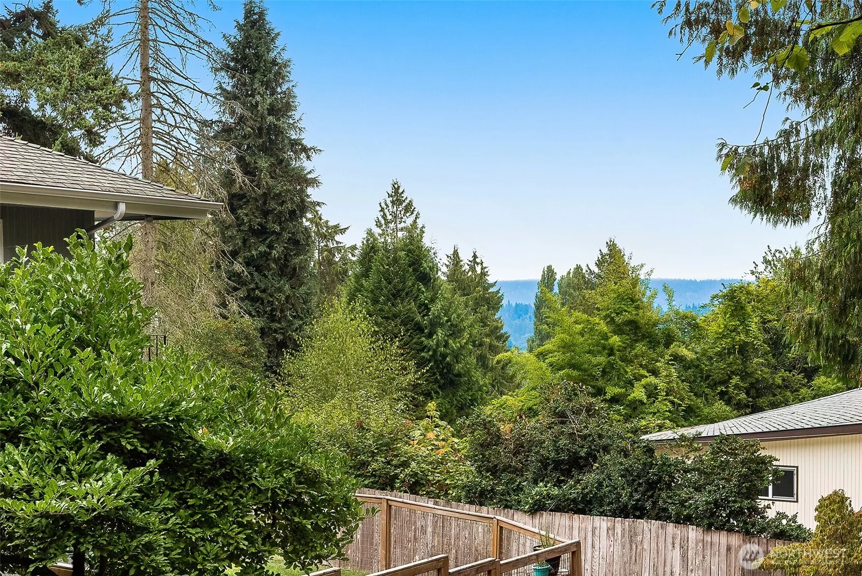 1537 NE 96th Street , Seattle, WA 98115