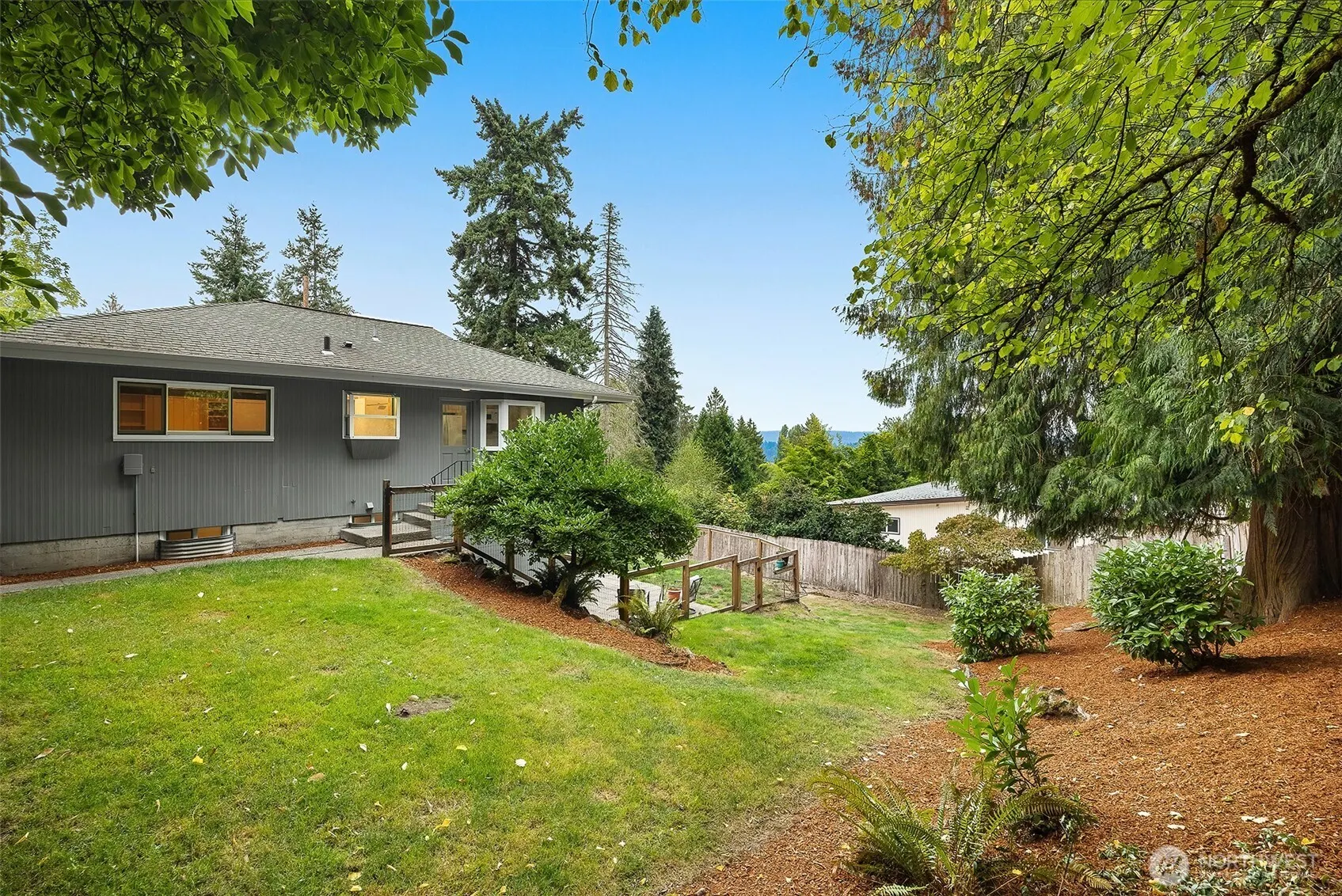 1537 NE 96th Street , Seattle, WA 98115