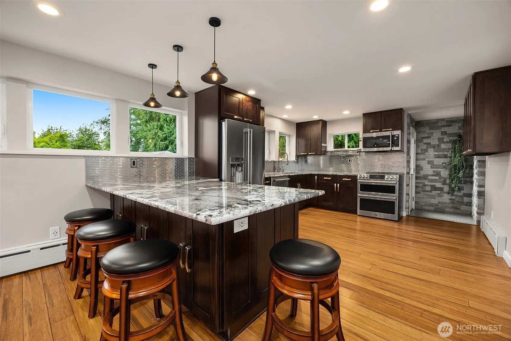 1537 NE 96th Street , Seattle, WA 98115