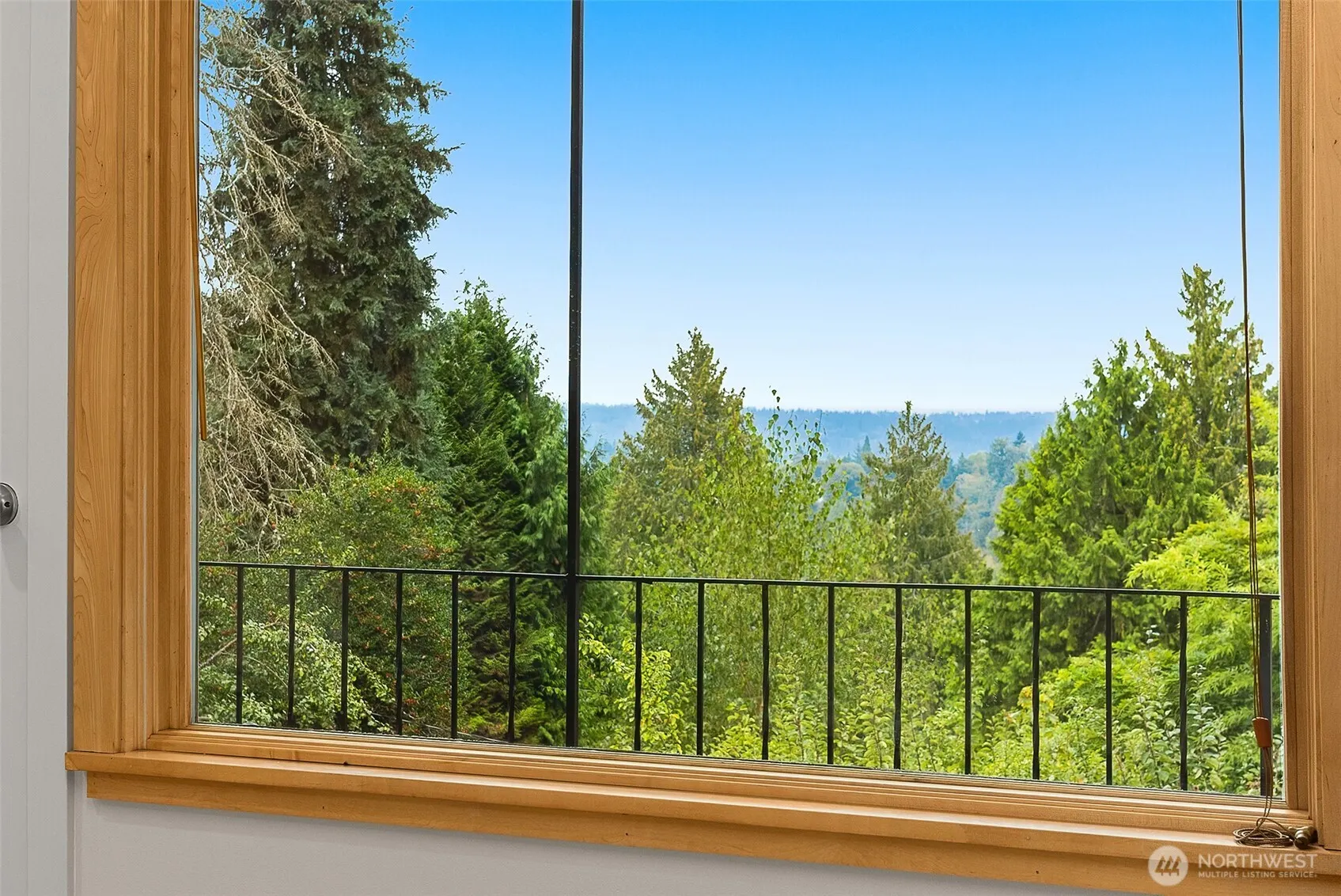 1537 NE 96th Street , Seattle, WA 98115
