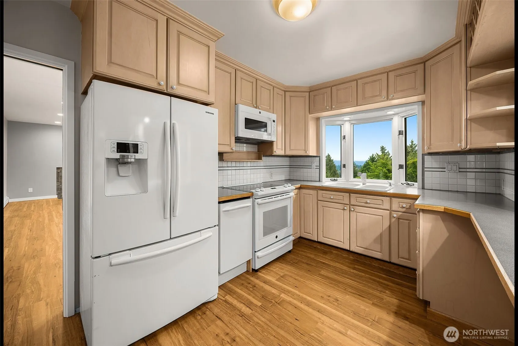 1537 NE 96th Street , Seattle, WA 98115