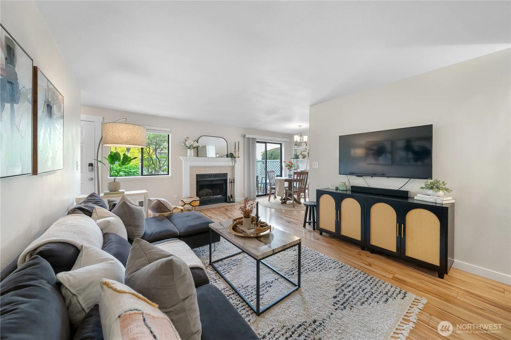 1529 201st Place SE #12C, Bothell, WA 98012-8101